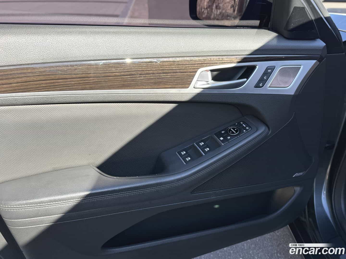 G80 Genesis 2016.8-OPTION-021