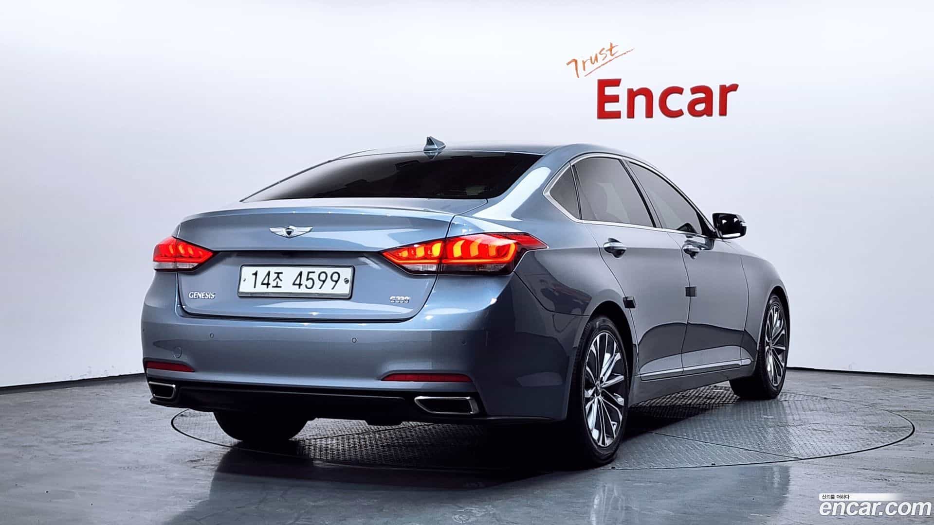 Genesis Hyundai 2014.11-OUTER-002