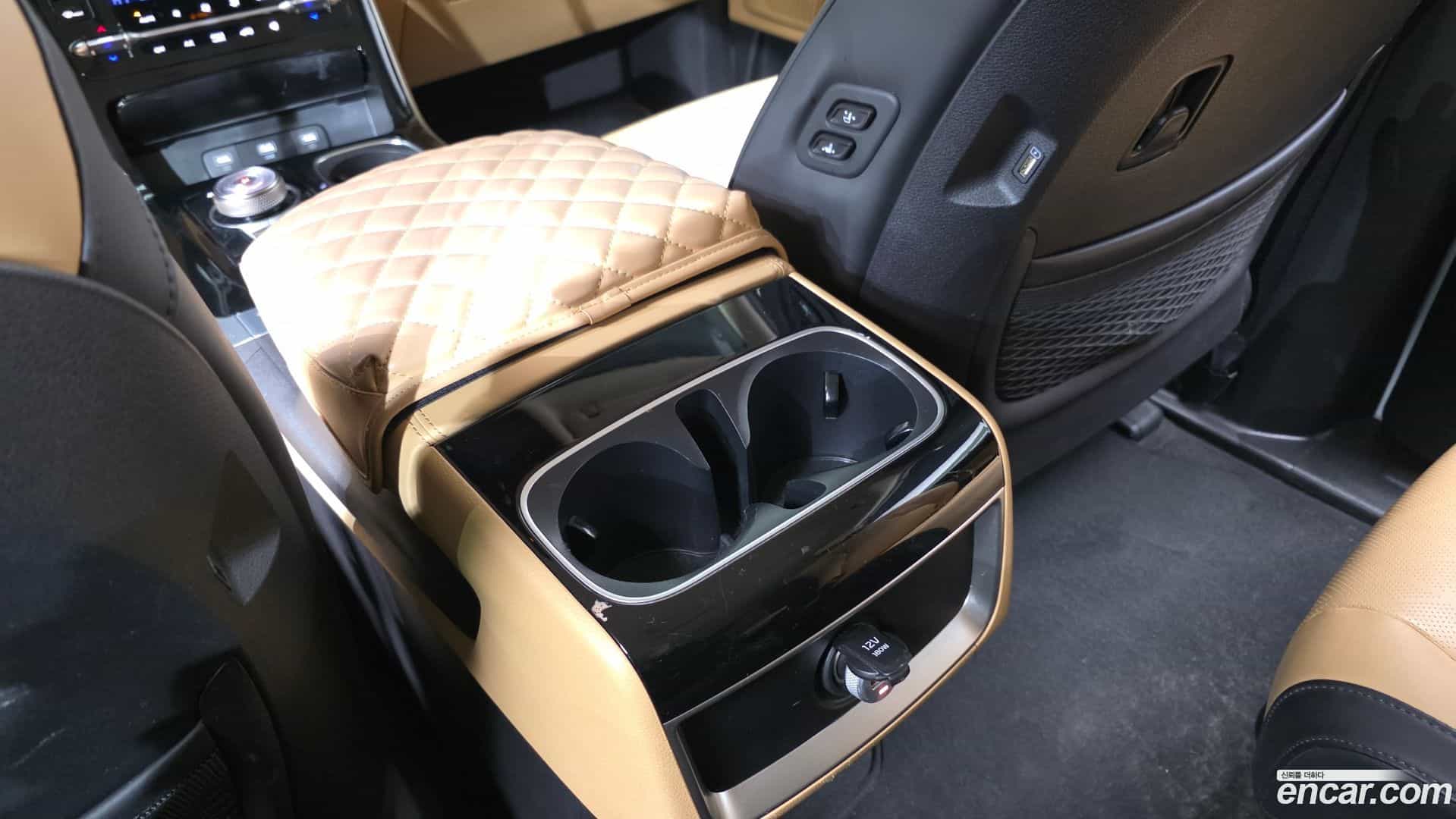 Canival Kia 2022.6-OPTION-021