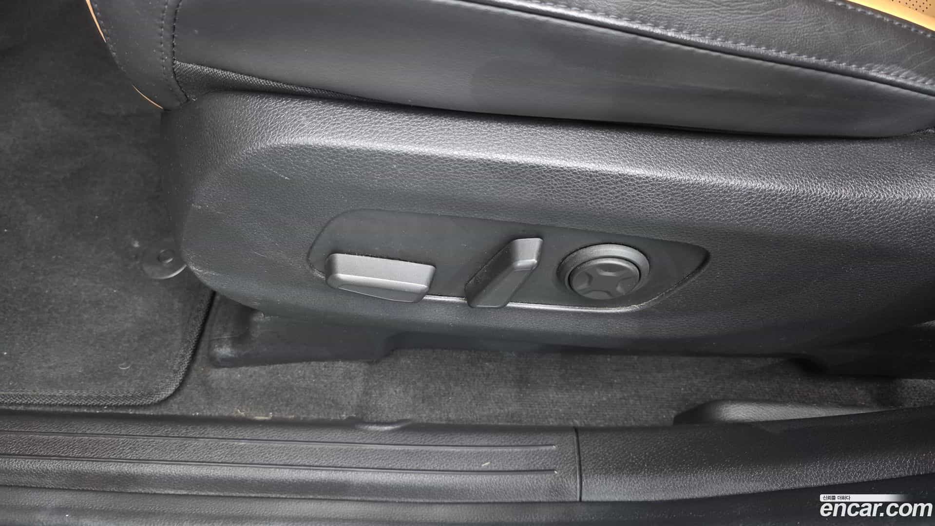 Canival Kia 2022.6-OPTION-024