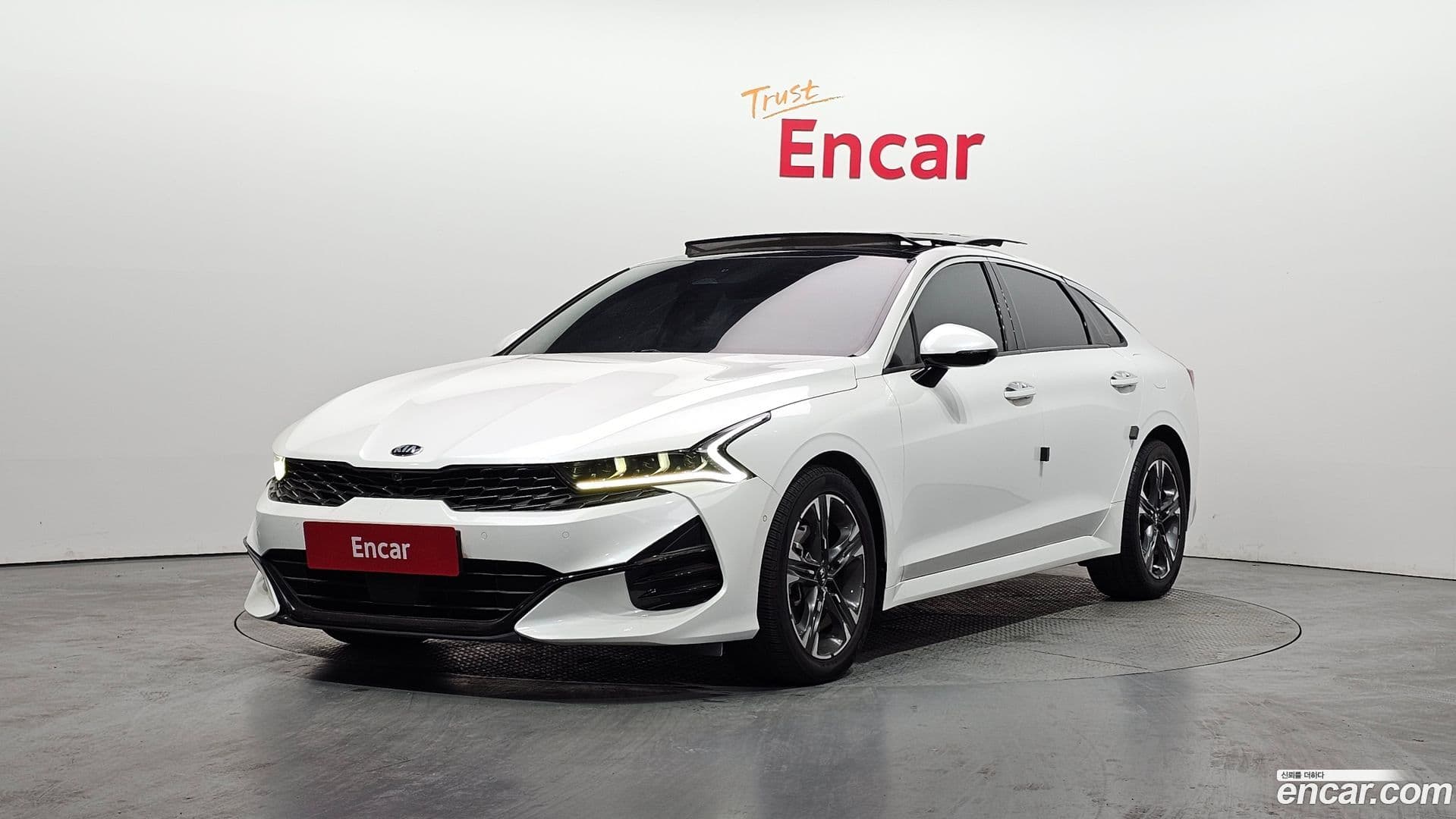 Main__Slider__Photo:K5 Kia 2019.11-0