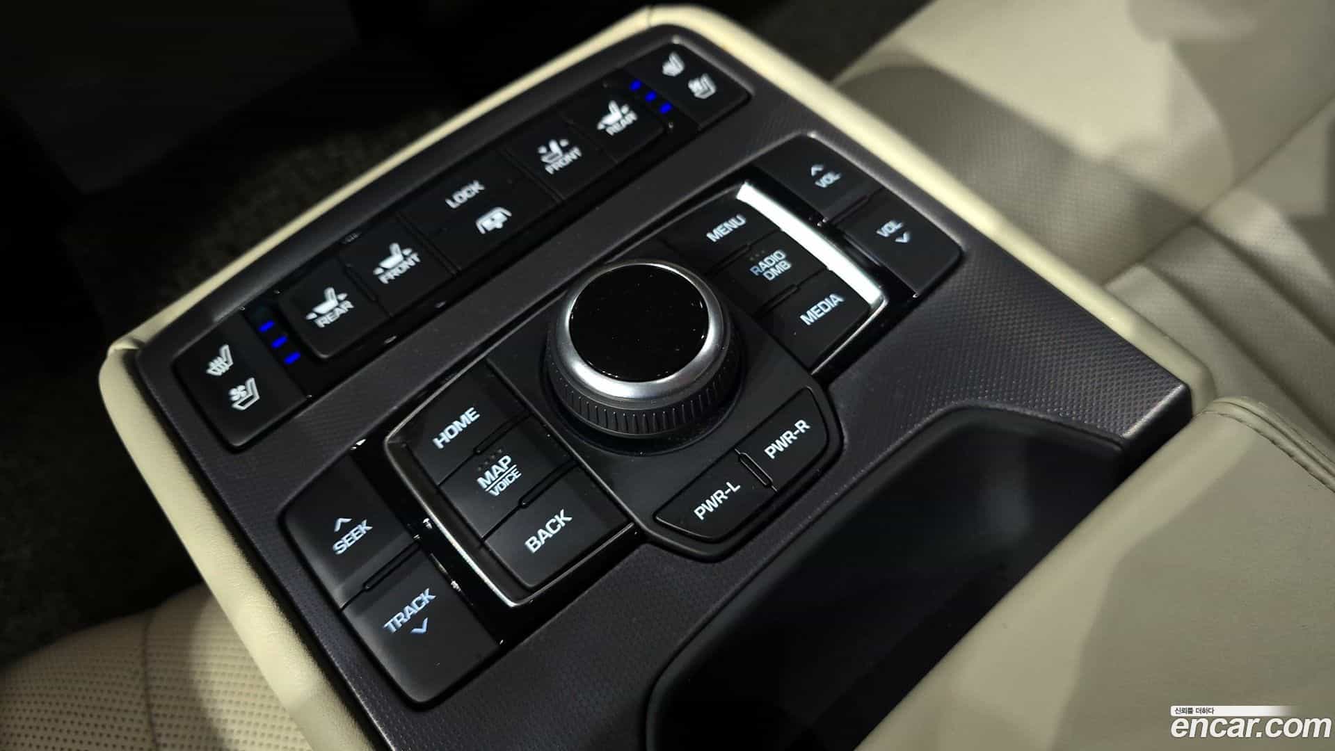 Genesis Hyundai 2015.3-OPTION-022