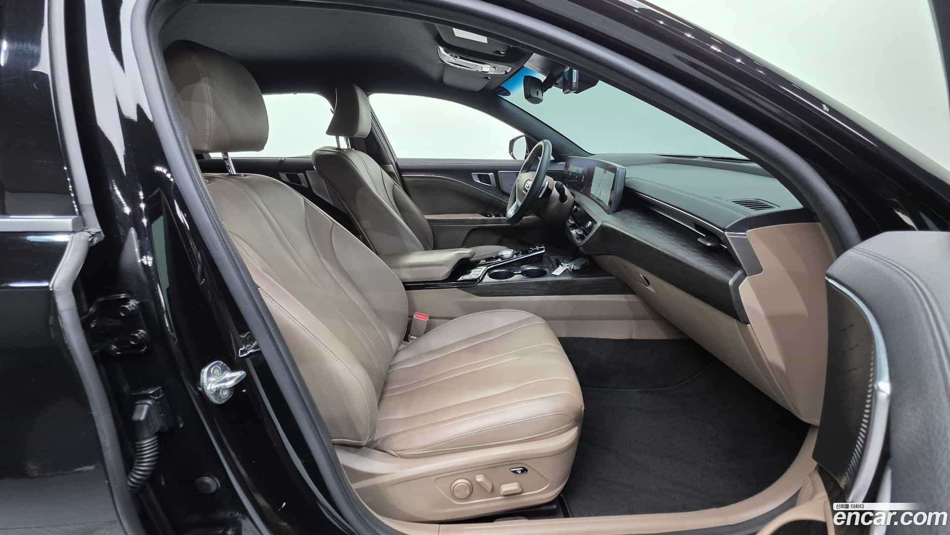K8 Kia 2021.4-INNER-010