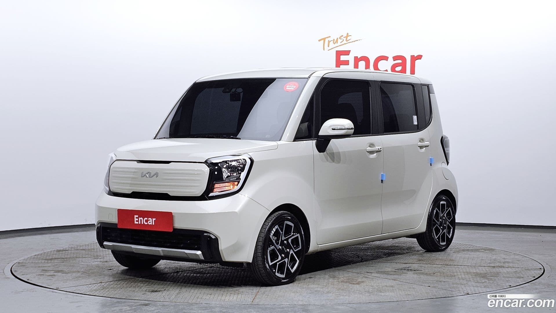 Main__Slider__Photo:RAY Kia 2024.0-0