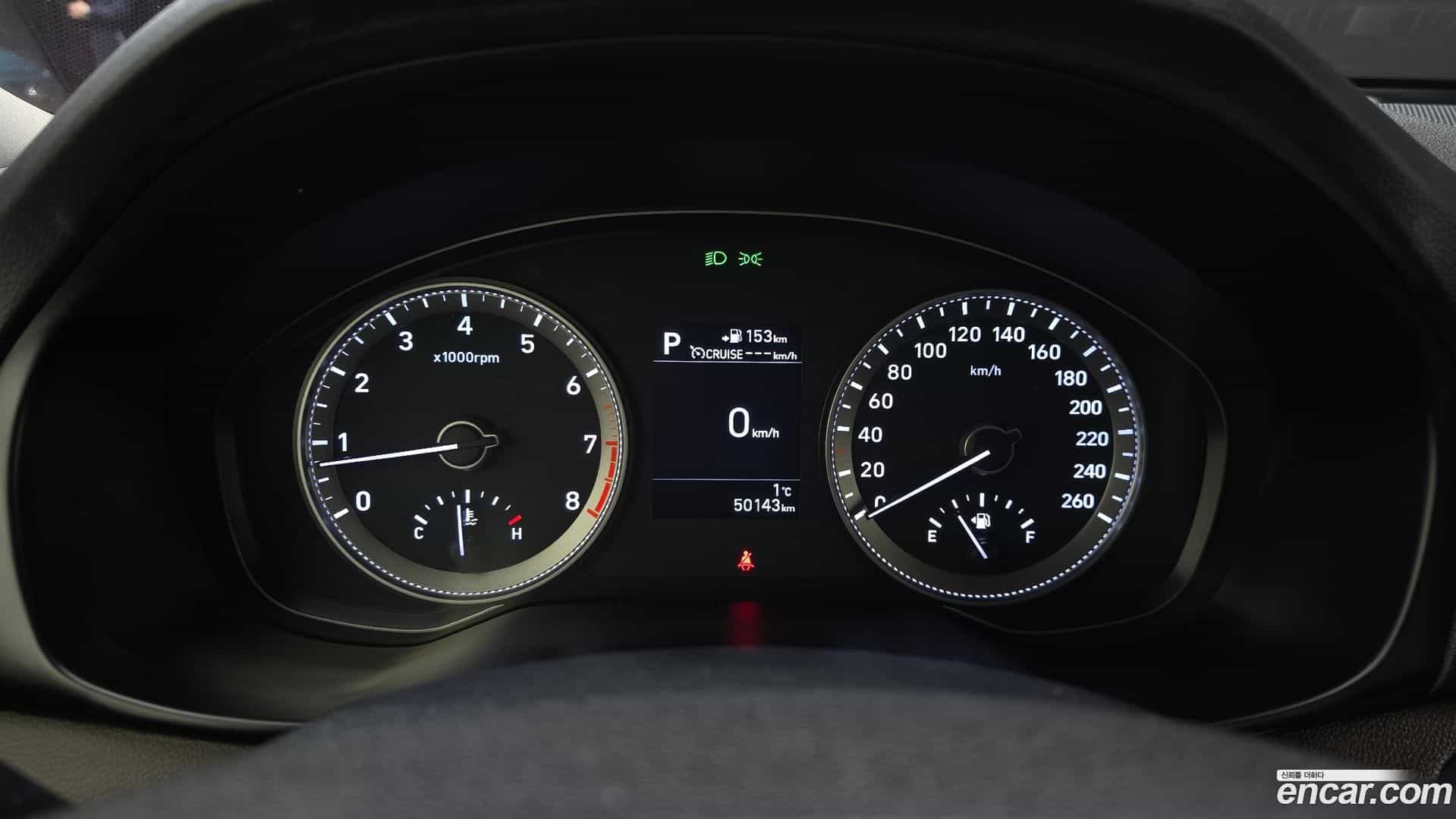 Grandeur Hyundai 2017.10-INNER-008