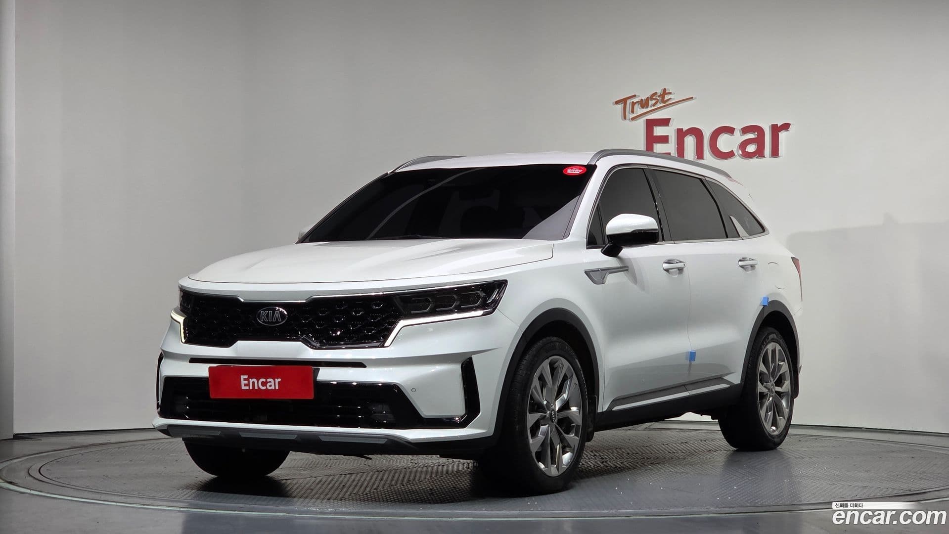 Main__Slider__Photo:Sorento Kia 2020.7-0