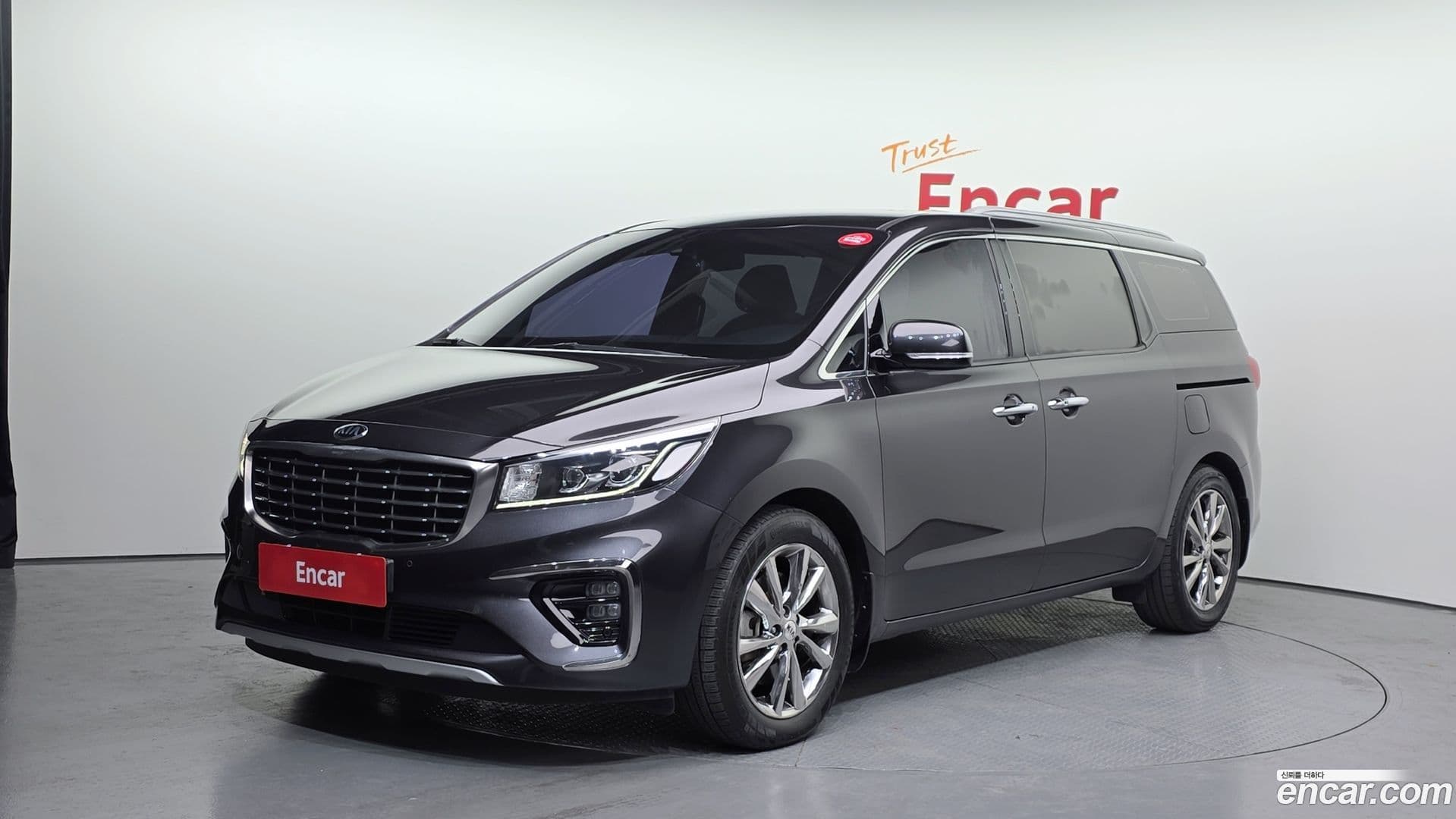 Main__Slider__Photo:Canival Kia 2018.2-0