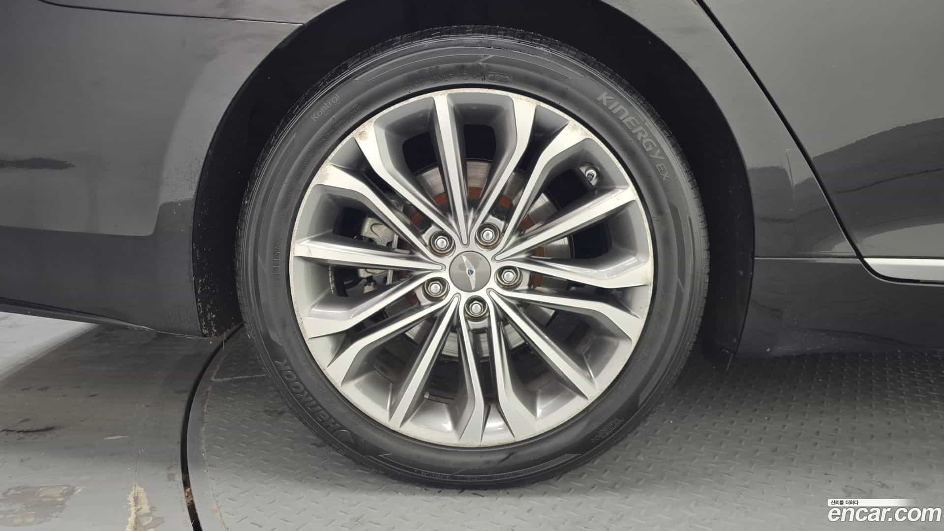 Genesis Hyundai 2014.1-OUTER-005