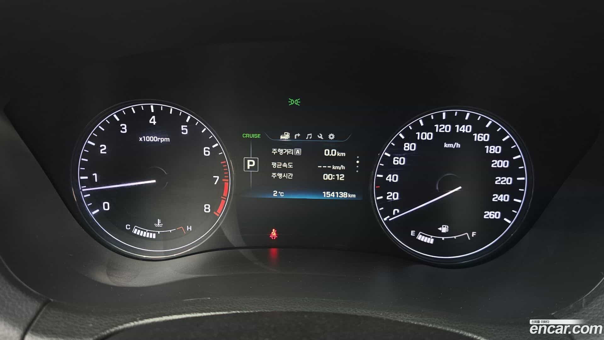 Genesis Hyundai 2014.1-INNER-008