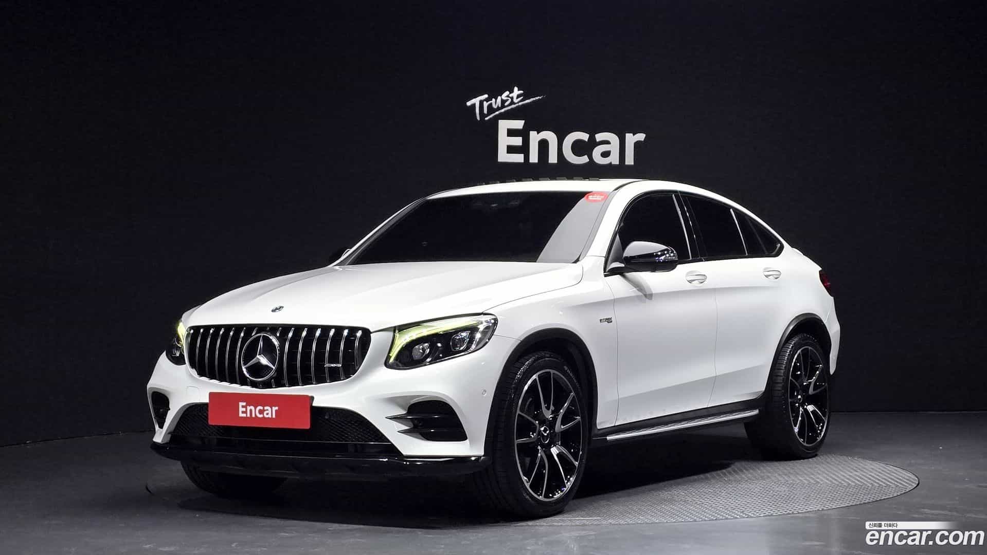 GLC-Class Mercedes-Benz 2019.11-OUTER-001