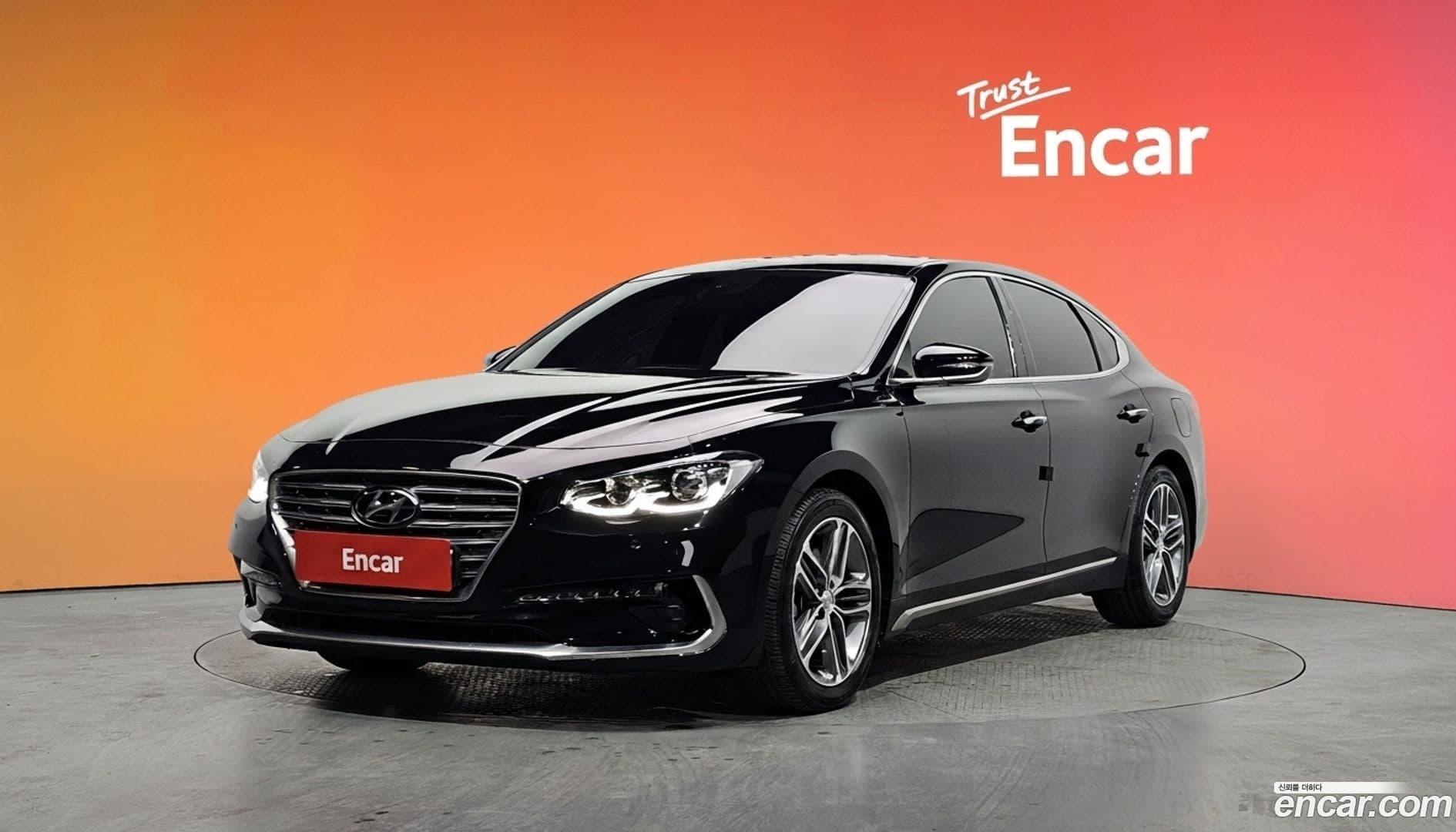 Main__Slider__Photo:Grandeur Hyundai 2018.9-0