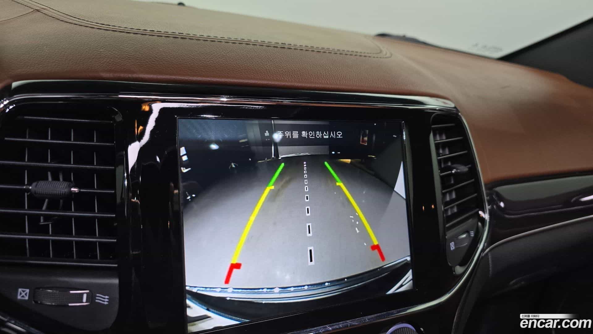 Cherokee Jeep 2021.2-OPTION-019