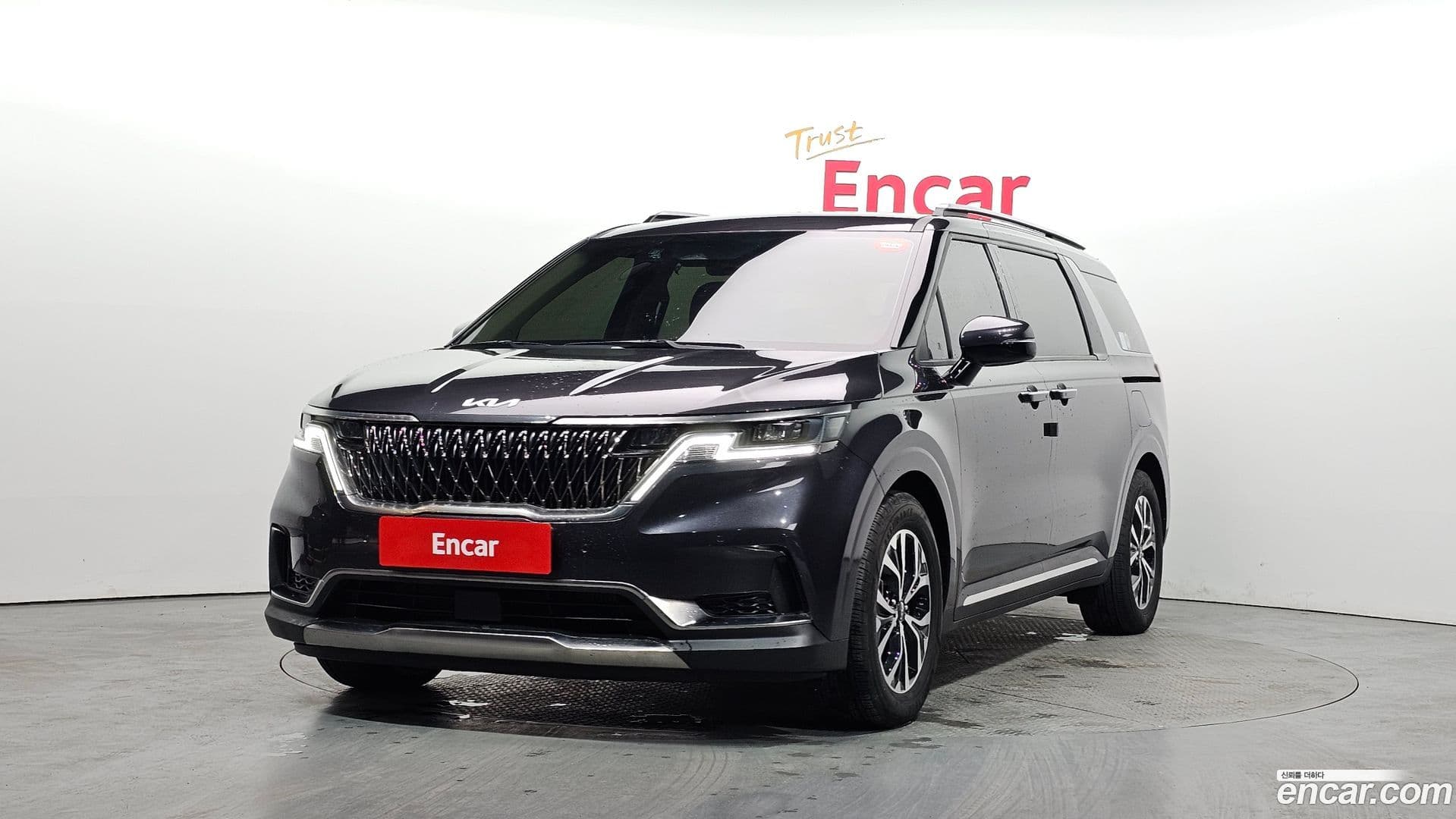 Main__Slider__Photo:Canival Kia 2022.0-0