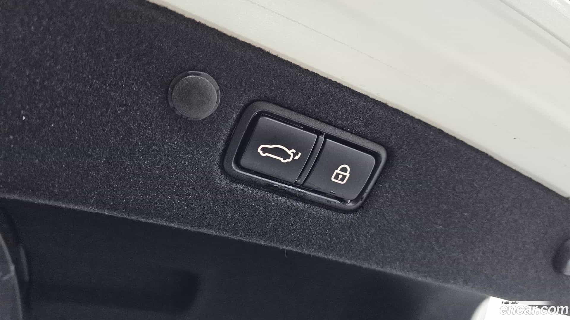 Grandeur Hyundai 2021.5-OPTION-024