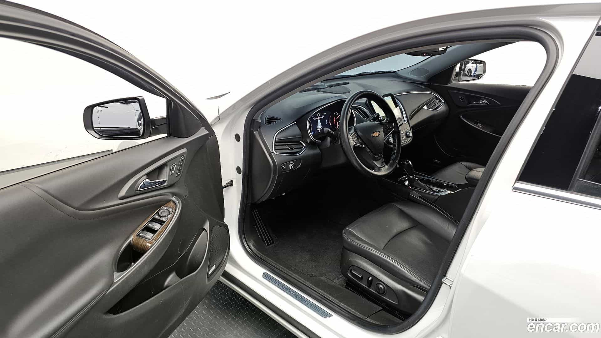 Malibu Chevrolet 2020.10-OPTION-015