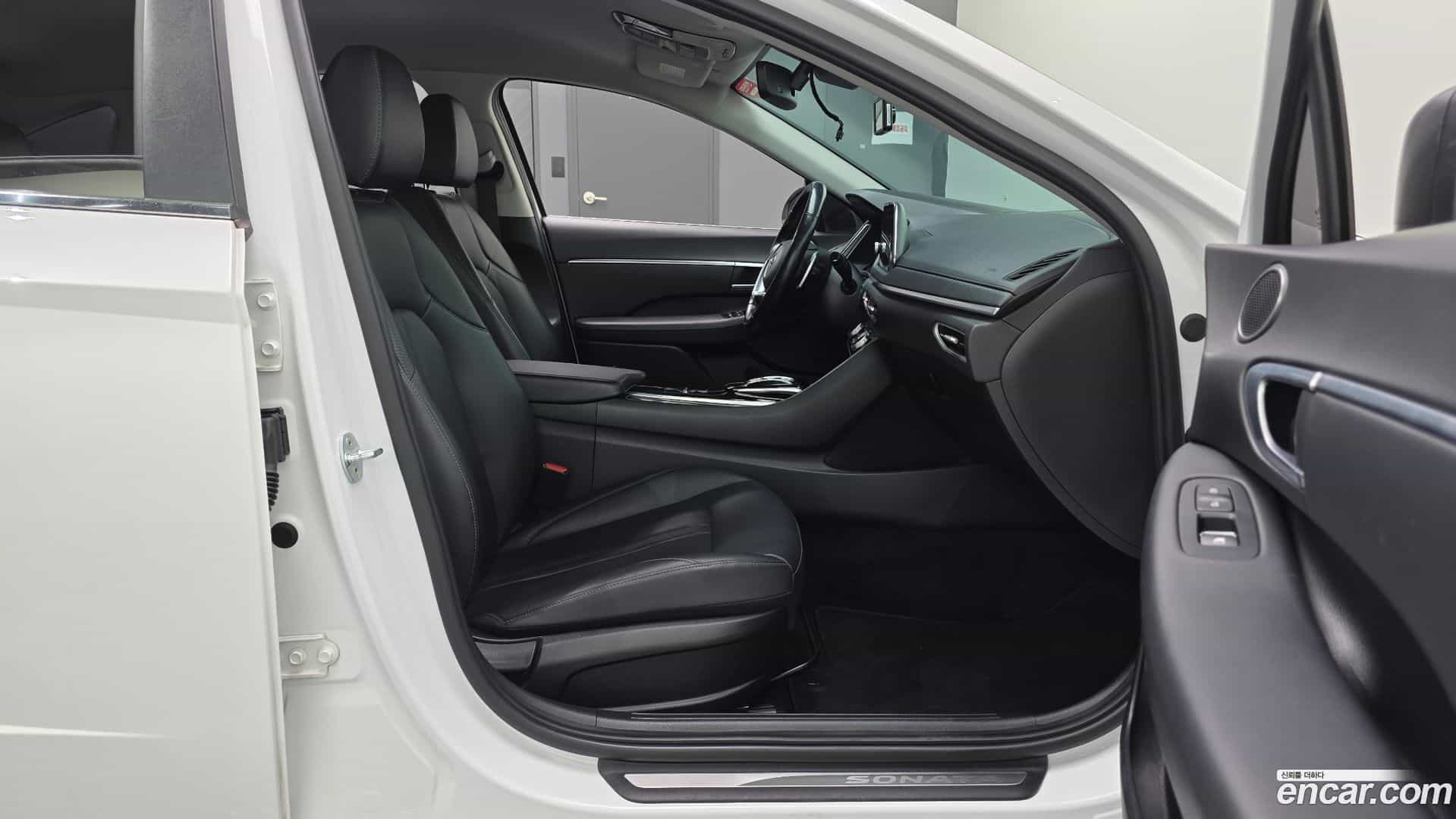 Sonata Hyundai 2019.10-OPTION-015