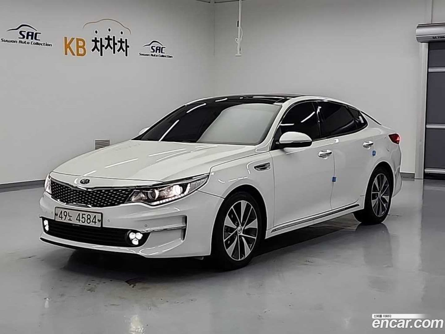 Main__Slider__Photo:K5 Kia 2015.10-0