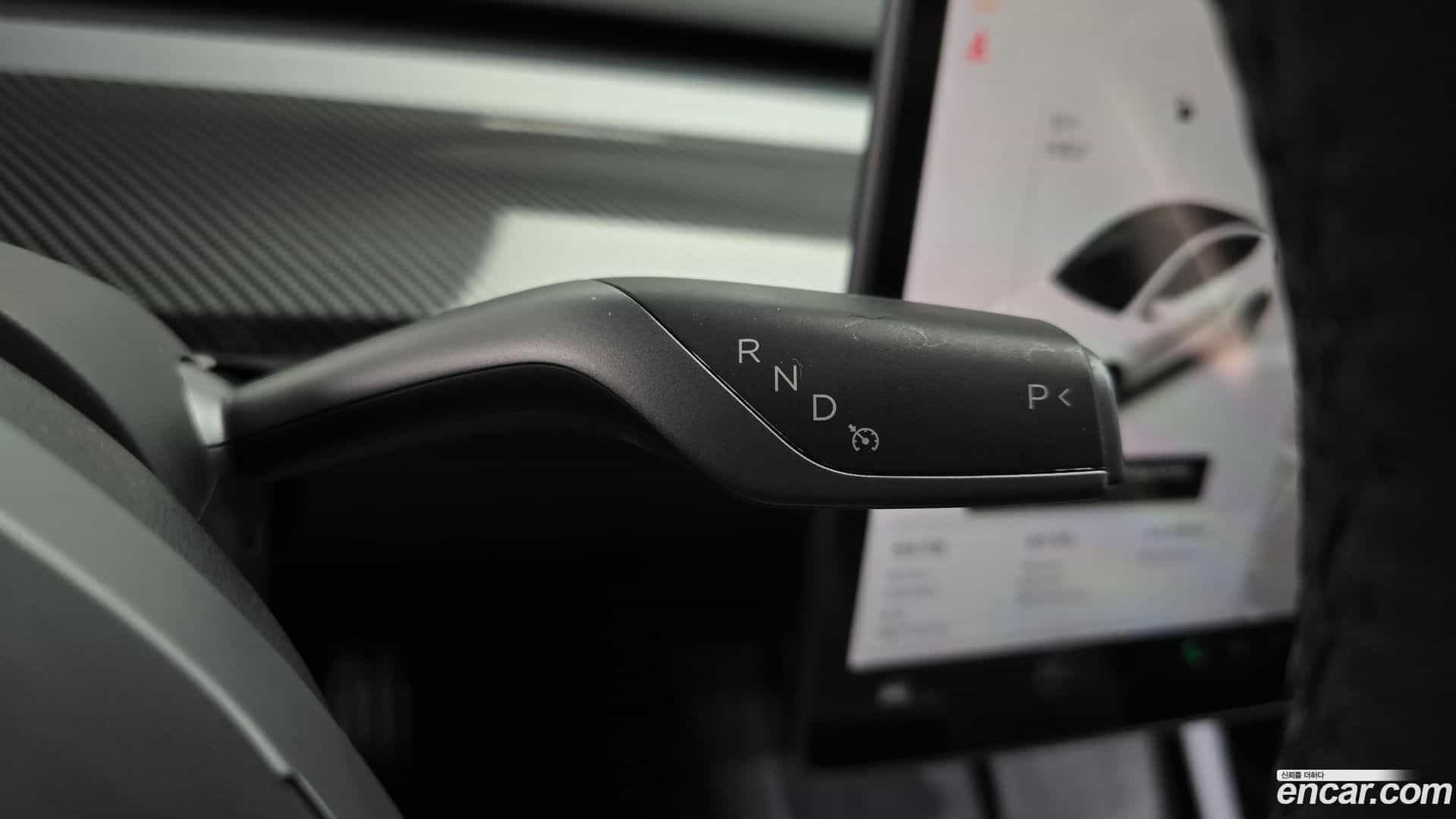 Model Y Tesla 2021.7-INNER-009
