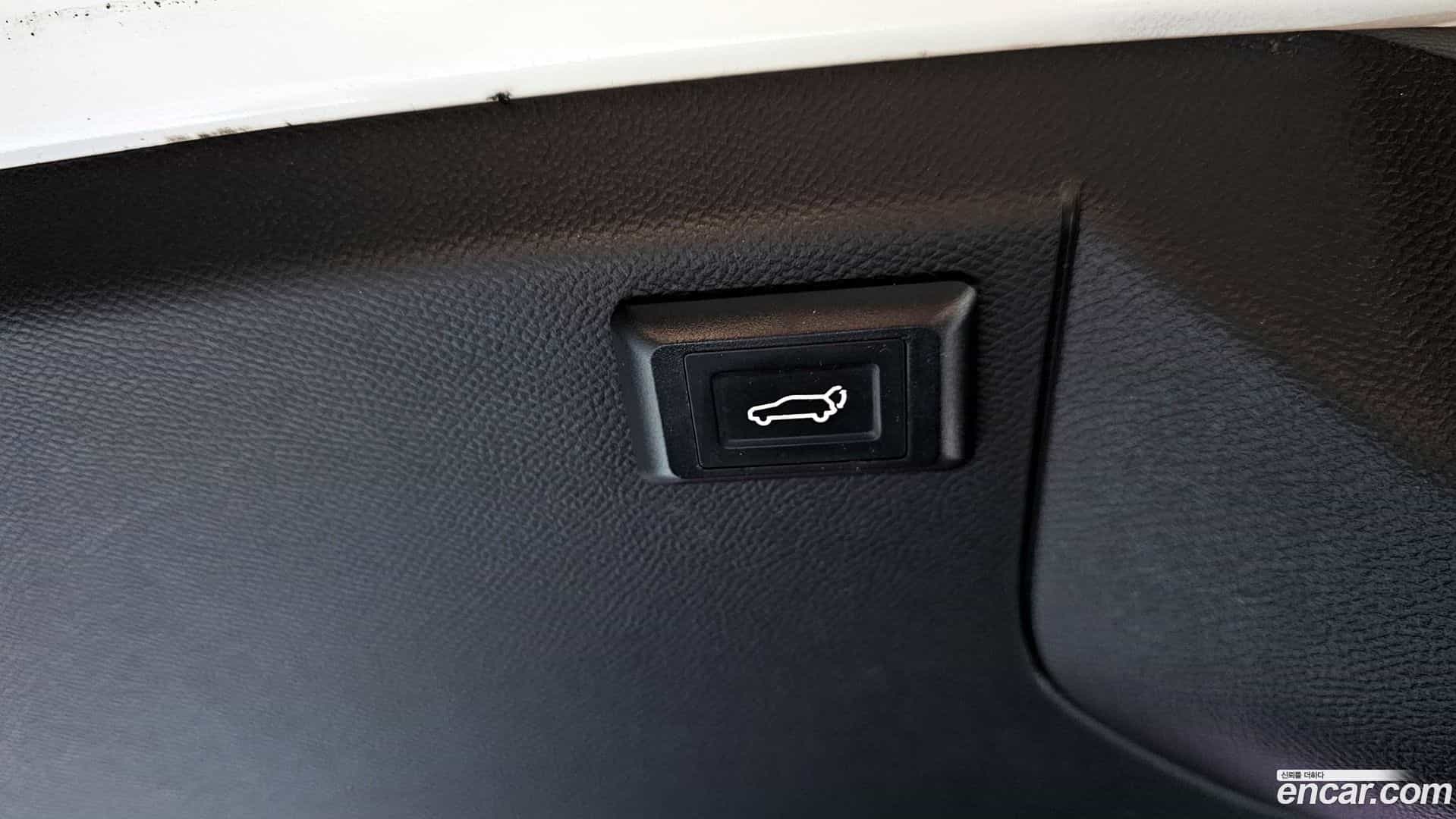 2008 Peugeot 2021.5-OPTION-024