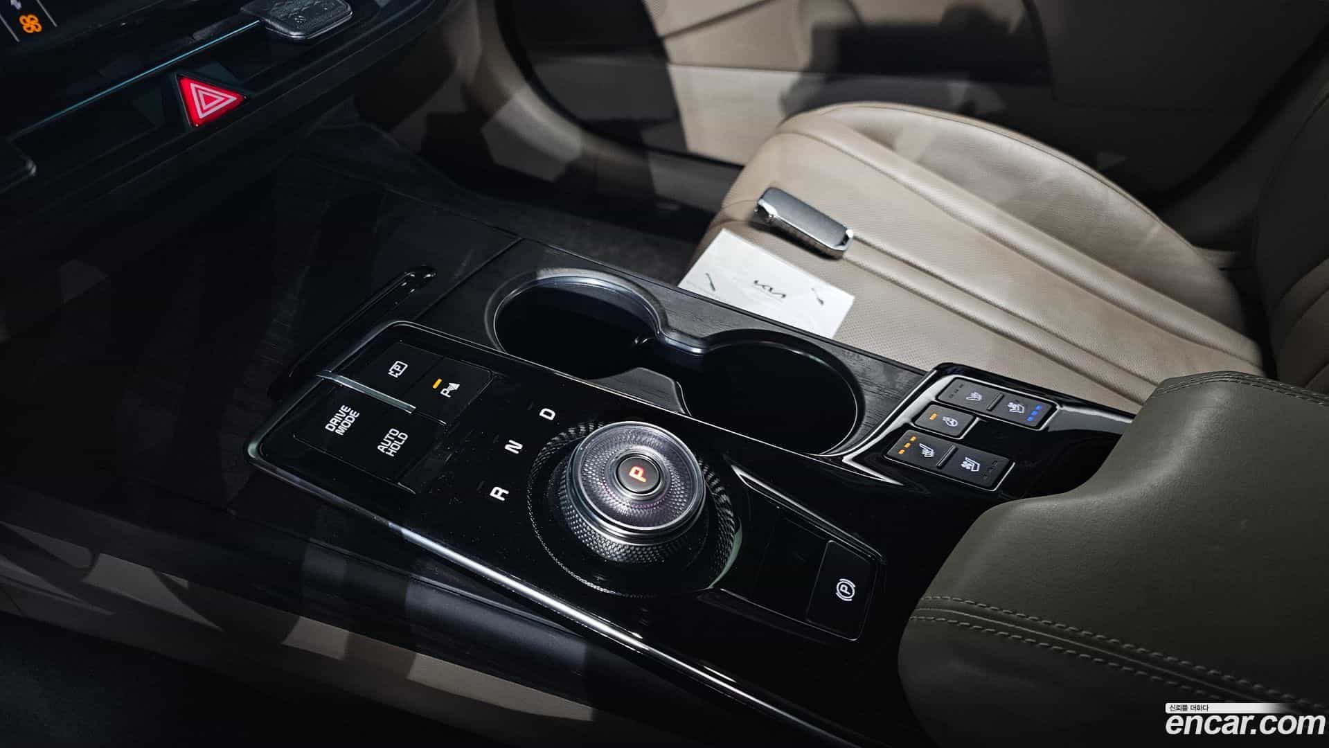 K8 Kia 2022.0-INNER-009