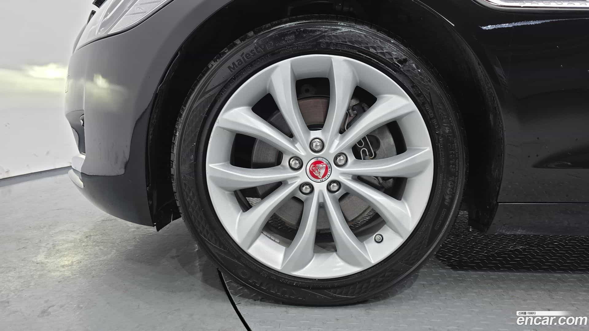 XF Jaguar 2019.7-OUTER-005