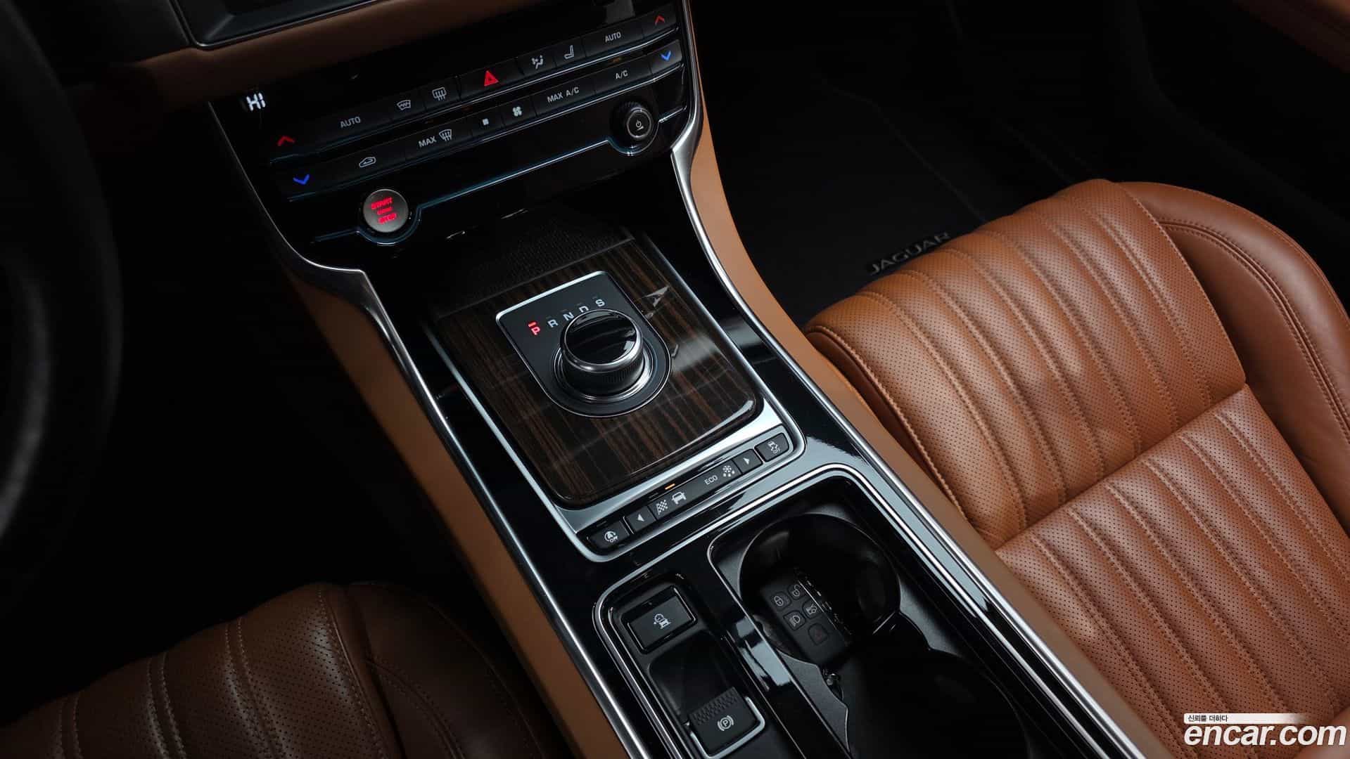 XF Jaguar 2019.7-INNER-009
