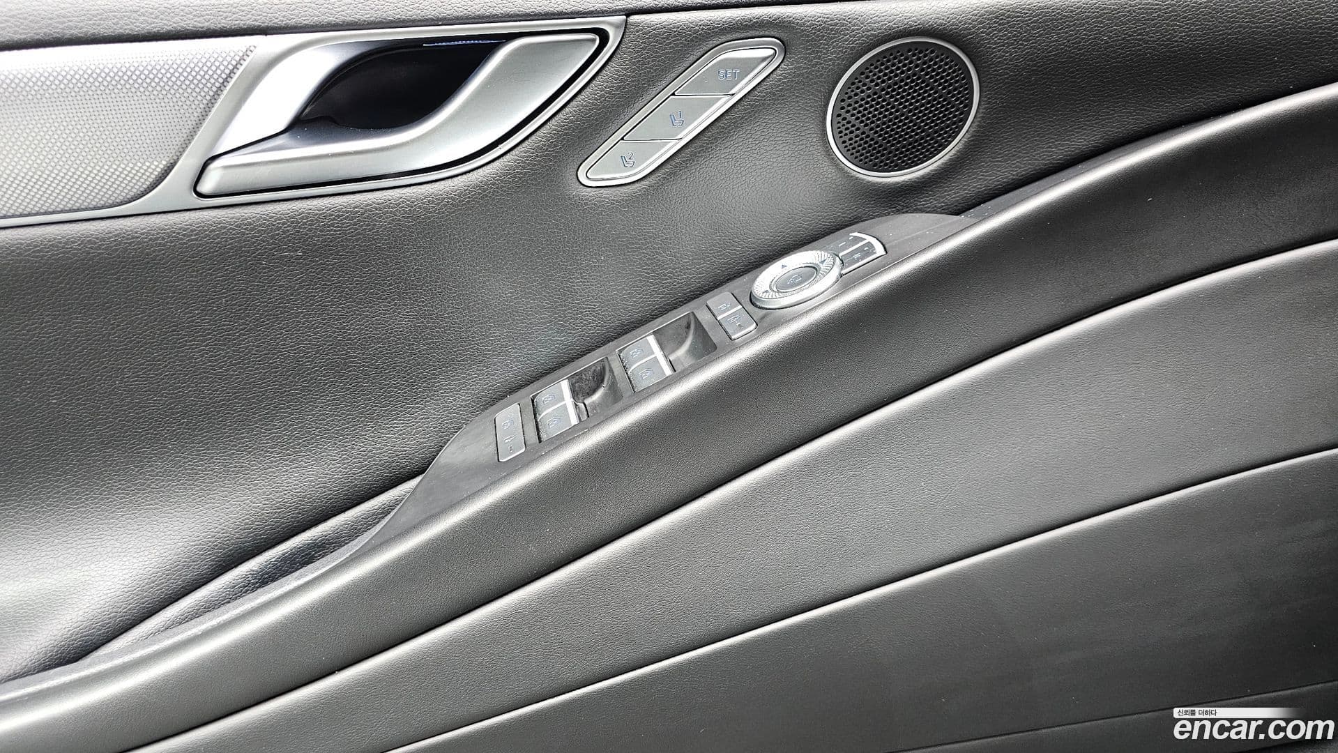 Main__Slider__Photo:G80 Genesis 2021.6-18