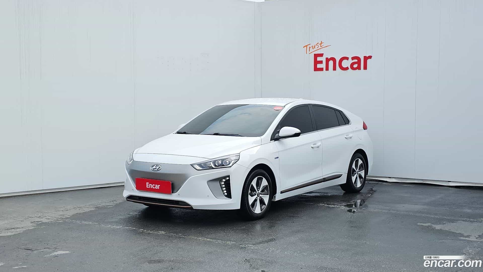 Ioniq Hyundai 2018.6-OUTER-001