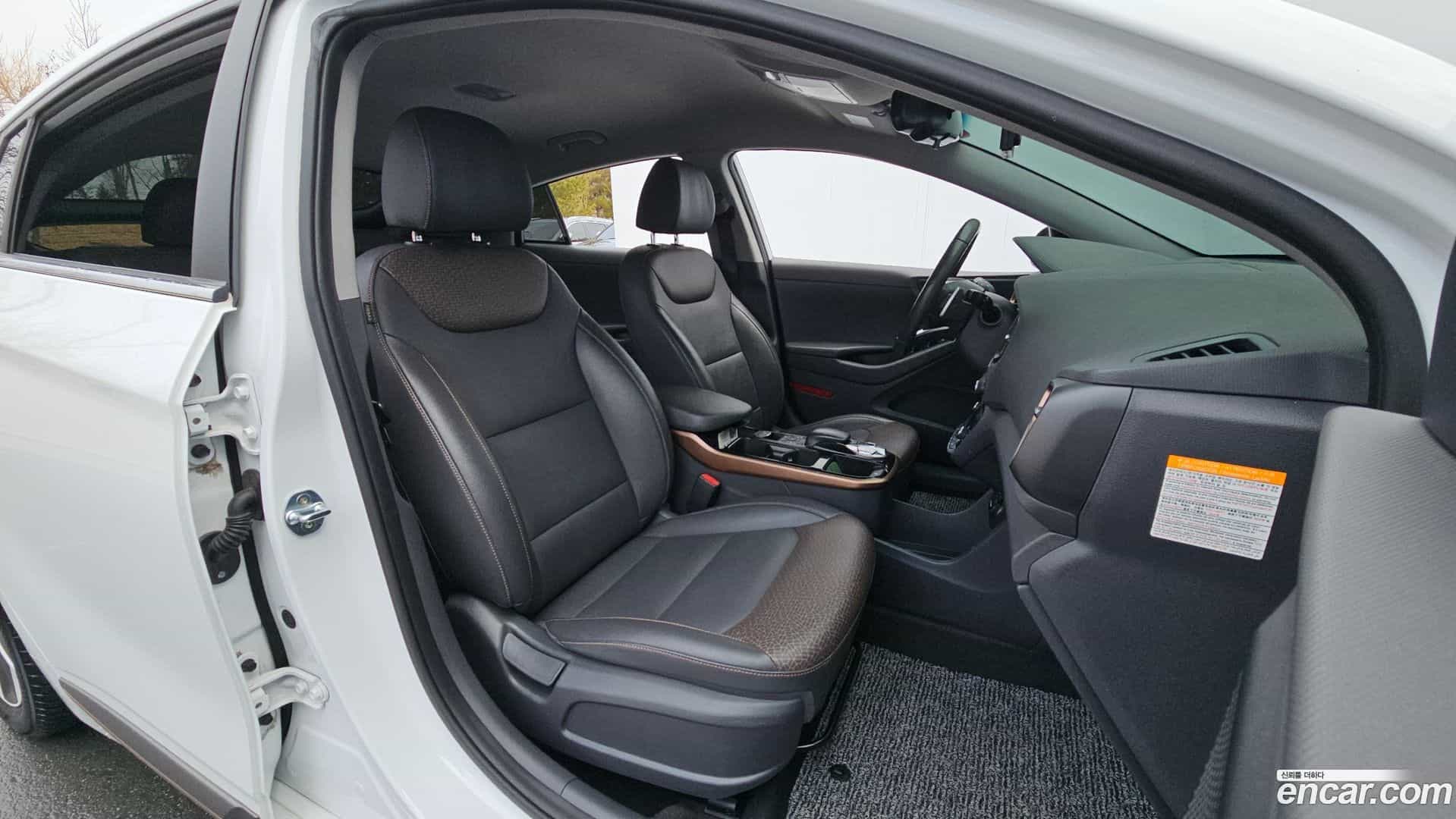 Ioniq Hyundai 2018.6-OPTION-015