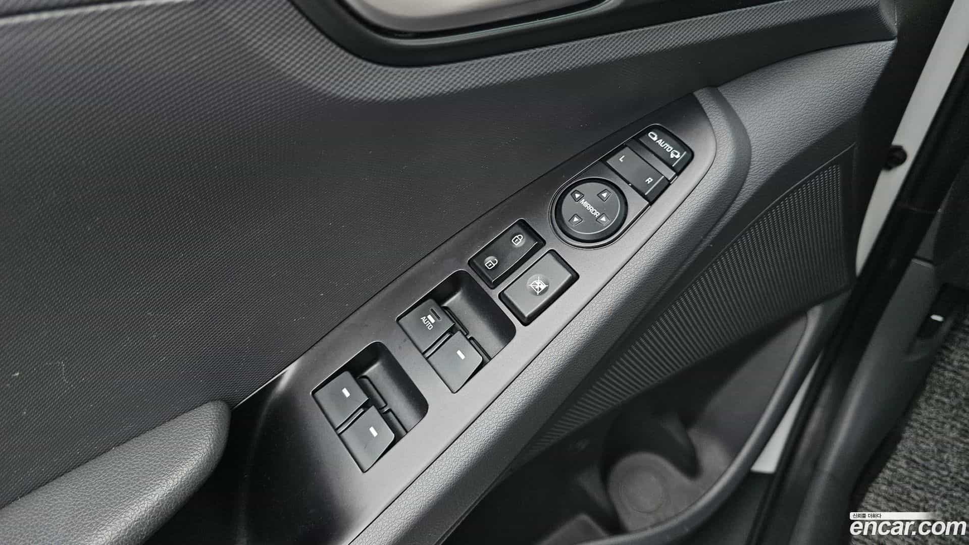 Ioniq Hyundai 2018.6-OPTION-021