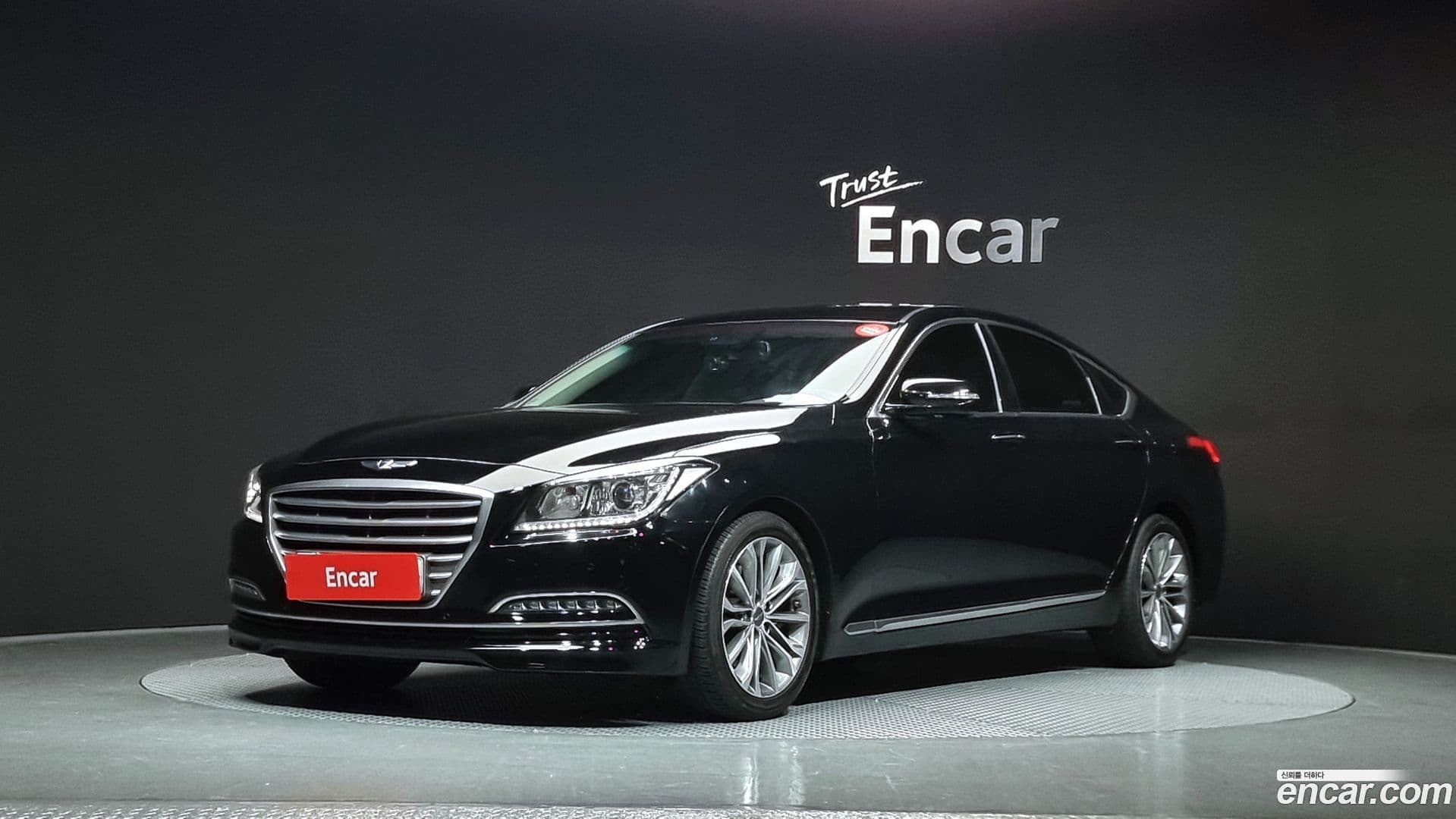 Main__Slider__Photo:Genesis Hyundai 2015.4-0