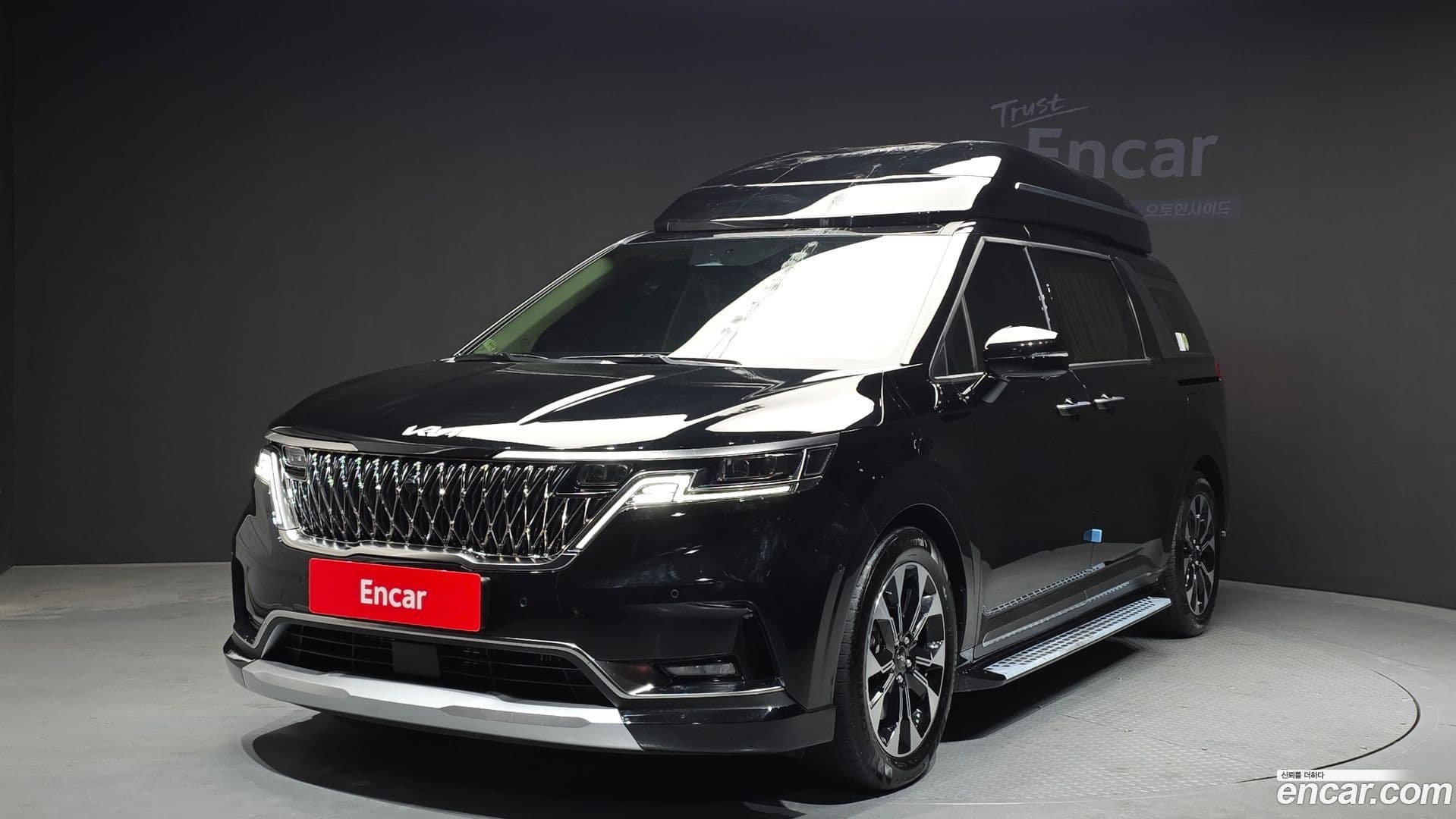 Main__Slider__Photo:Canival Kia 2022.0-0