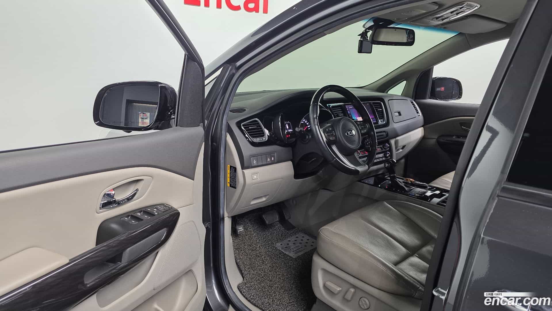 Canival Kia 2015.8-INNER-010