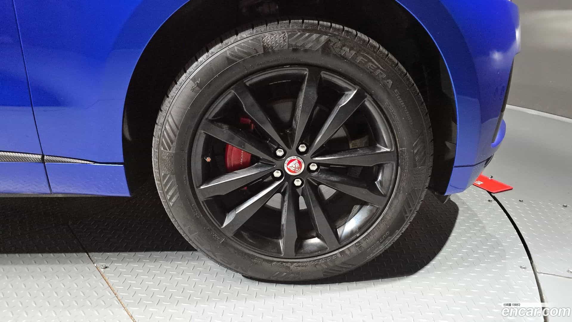 F-PACE Jaguar 2016.8-OUTER-005
