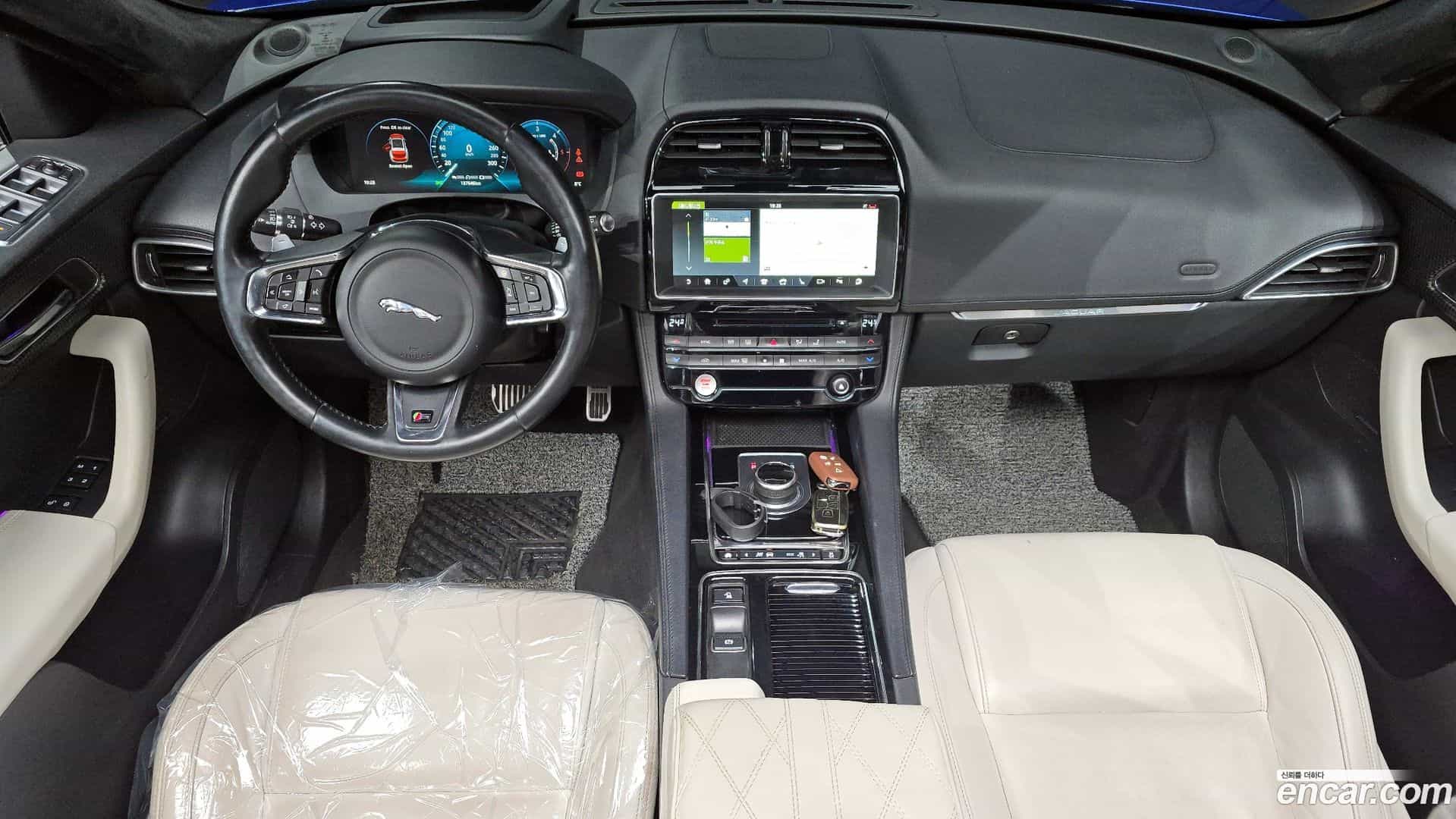 F-PACE Jaguar 2016.8-INNER-007