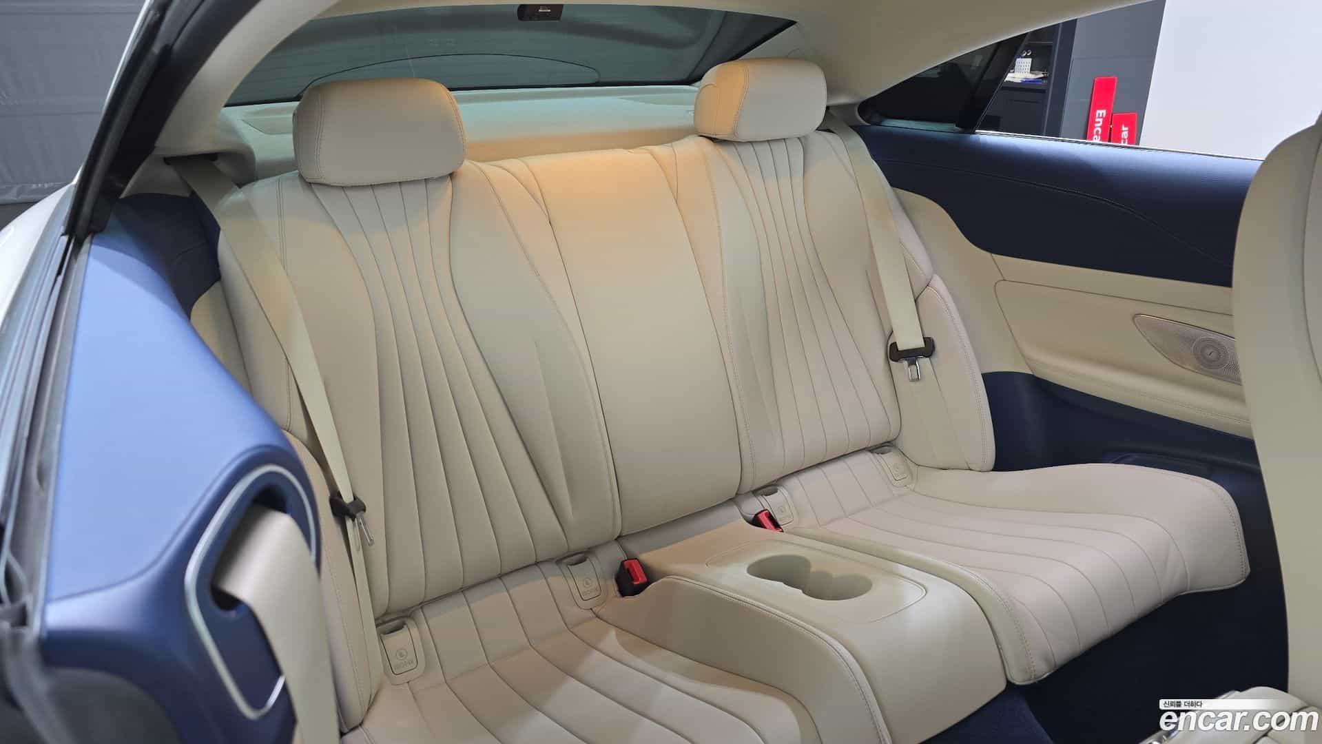 E-Class Mercedes-Benz 2020.10-OPTION-016