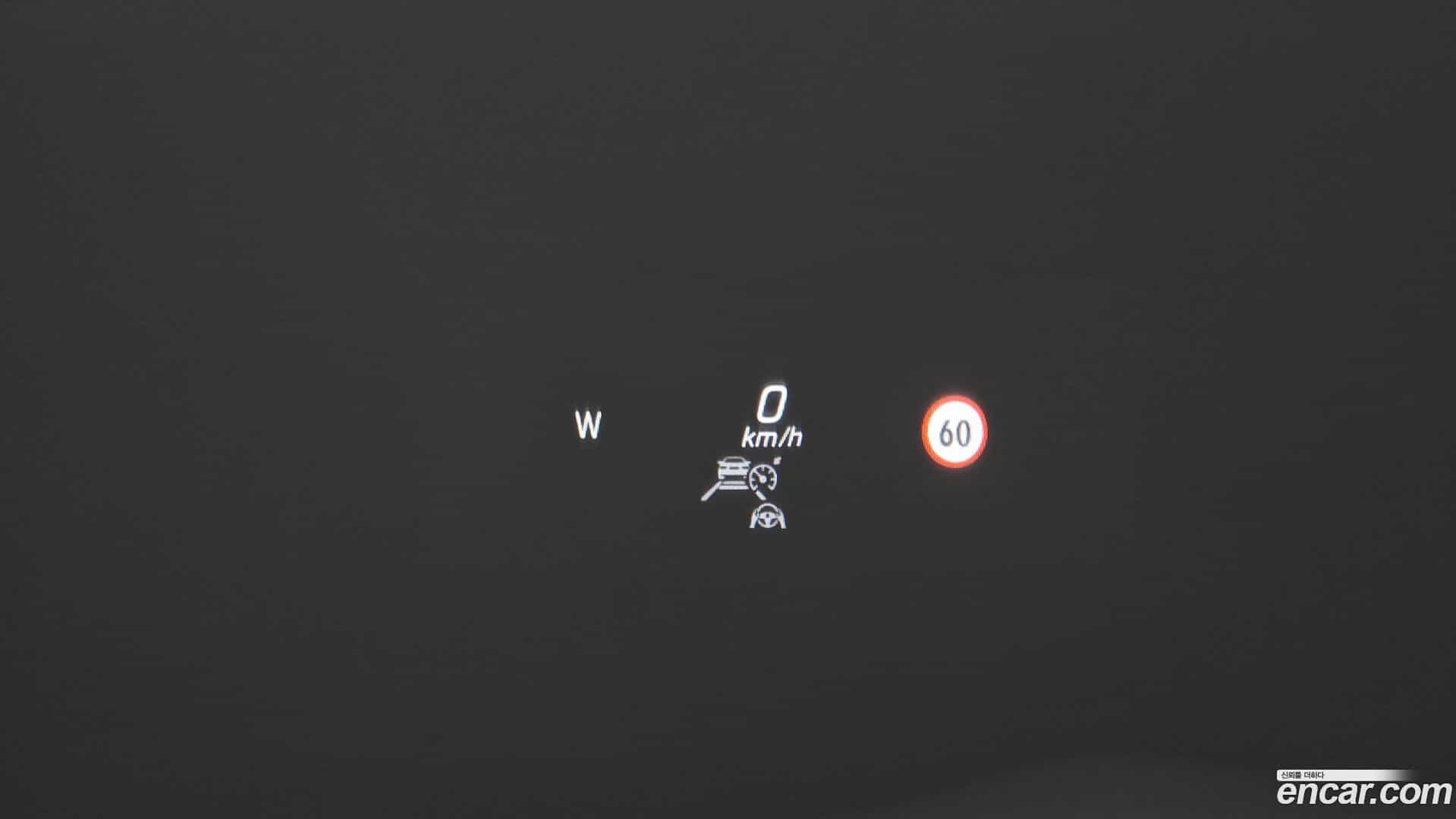 E-Class Mercedes-Benz 2020.10-OPTION-022