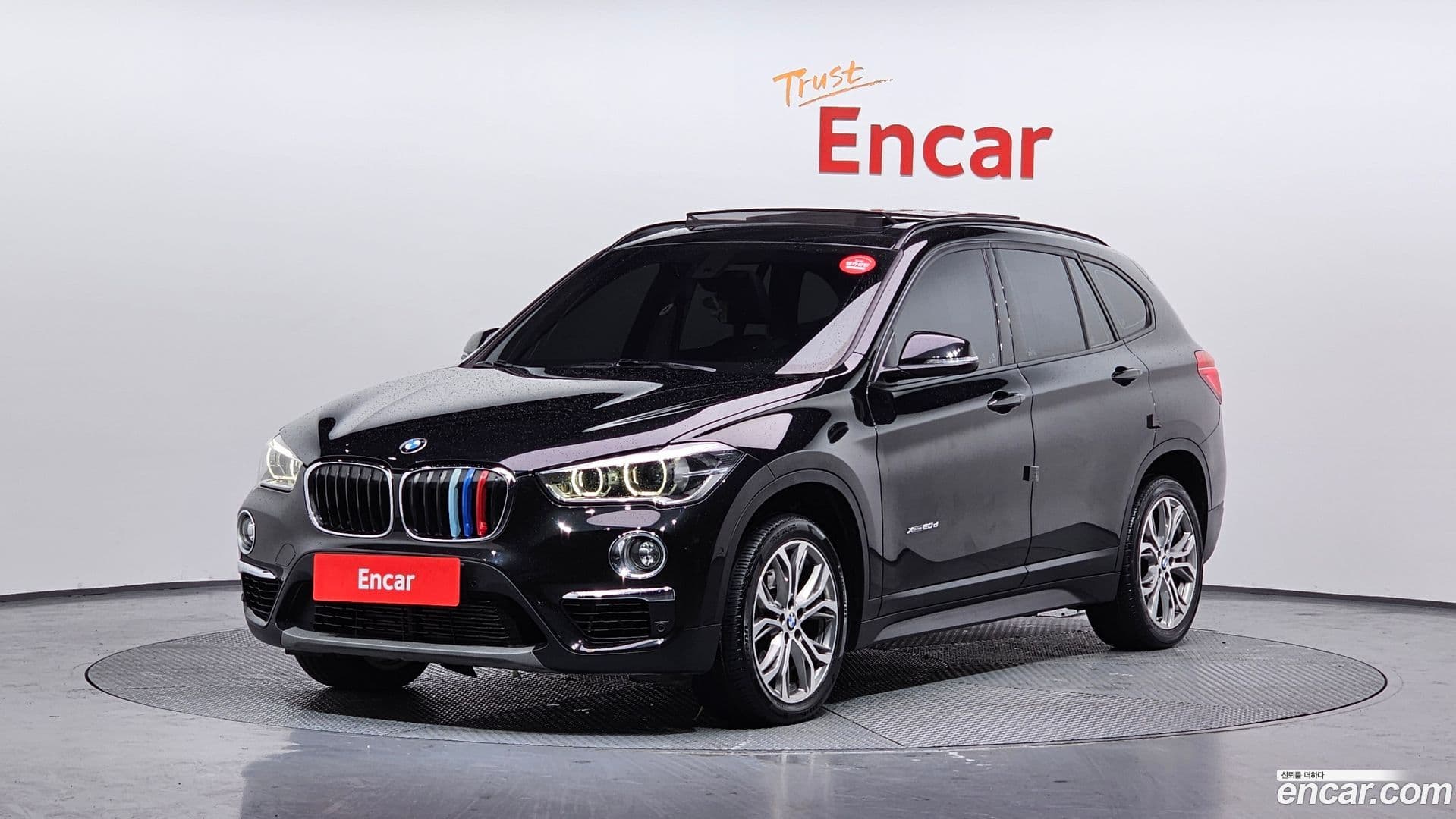 Main__Slider__Photo:X1 BMW 2018.9-0