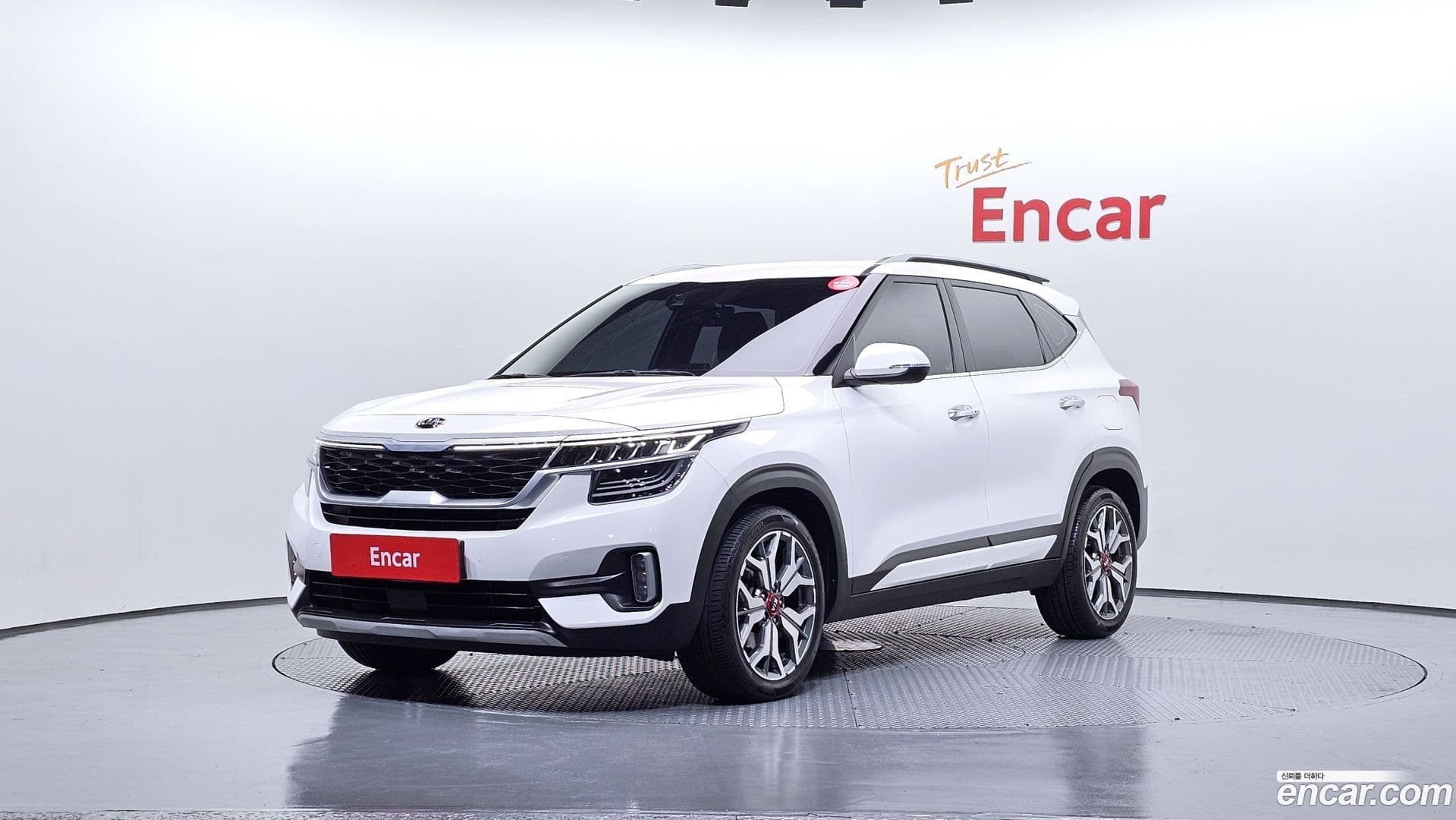 Main__Slider__Photo:Seltos Kia 2019.9-0
