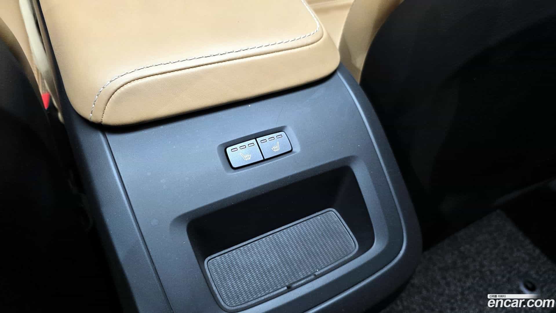 XC60 Volvo 2019.4-OPTION-021