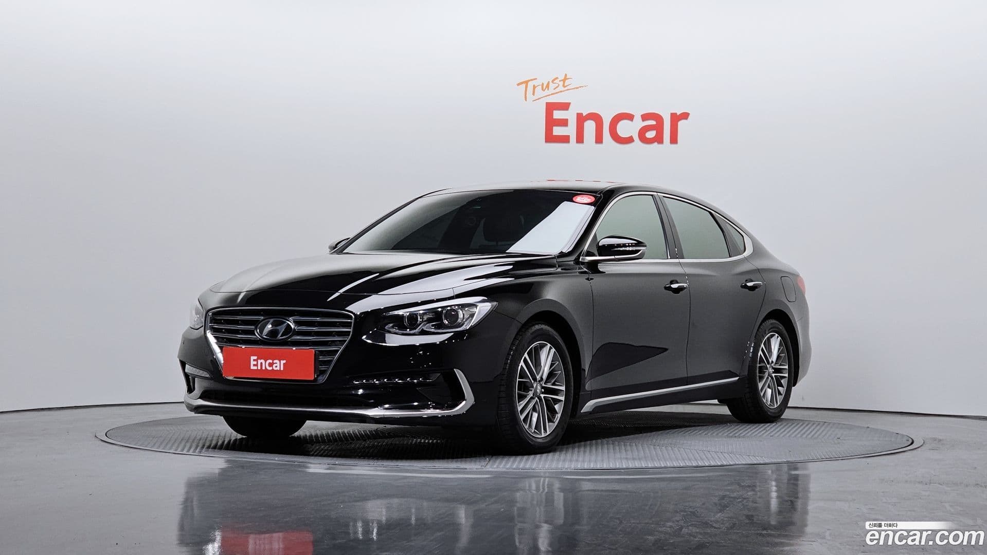 Main__Slider__Photo:Grandeur Hyundai 2019.8-0