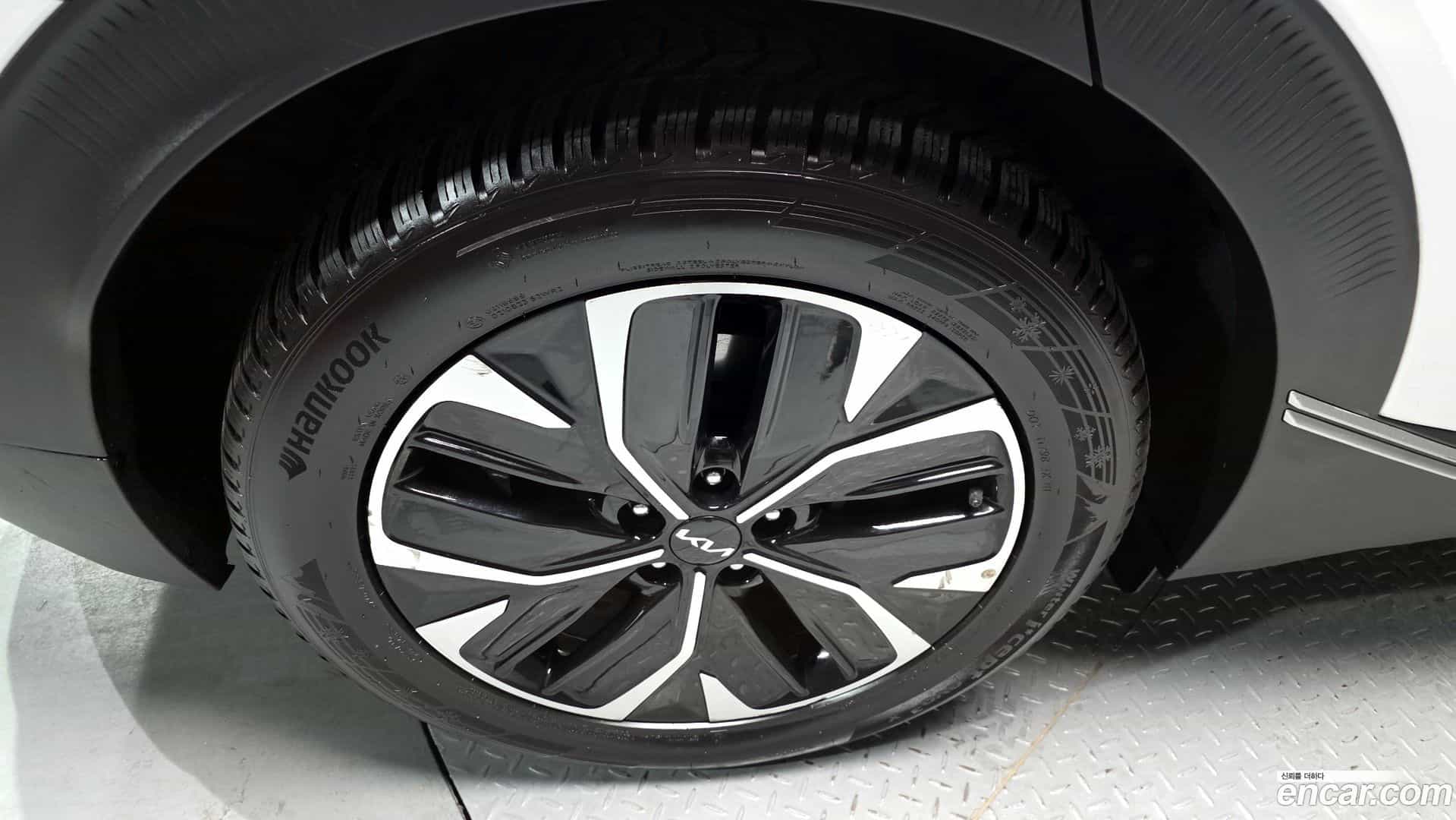 EV6 Kia 2023.2-OUTER-005
