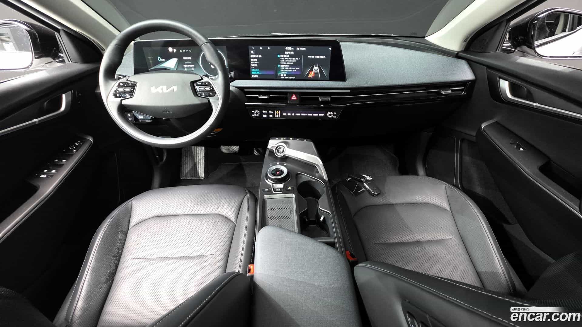 EV6 Kia 2023.2-INNER-007