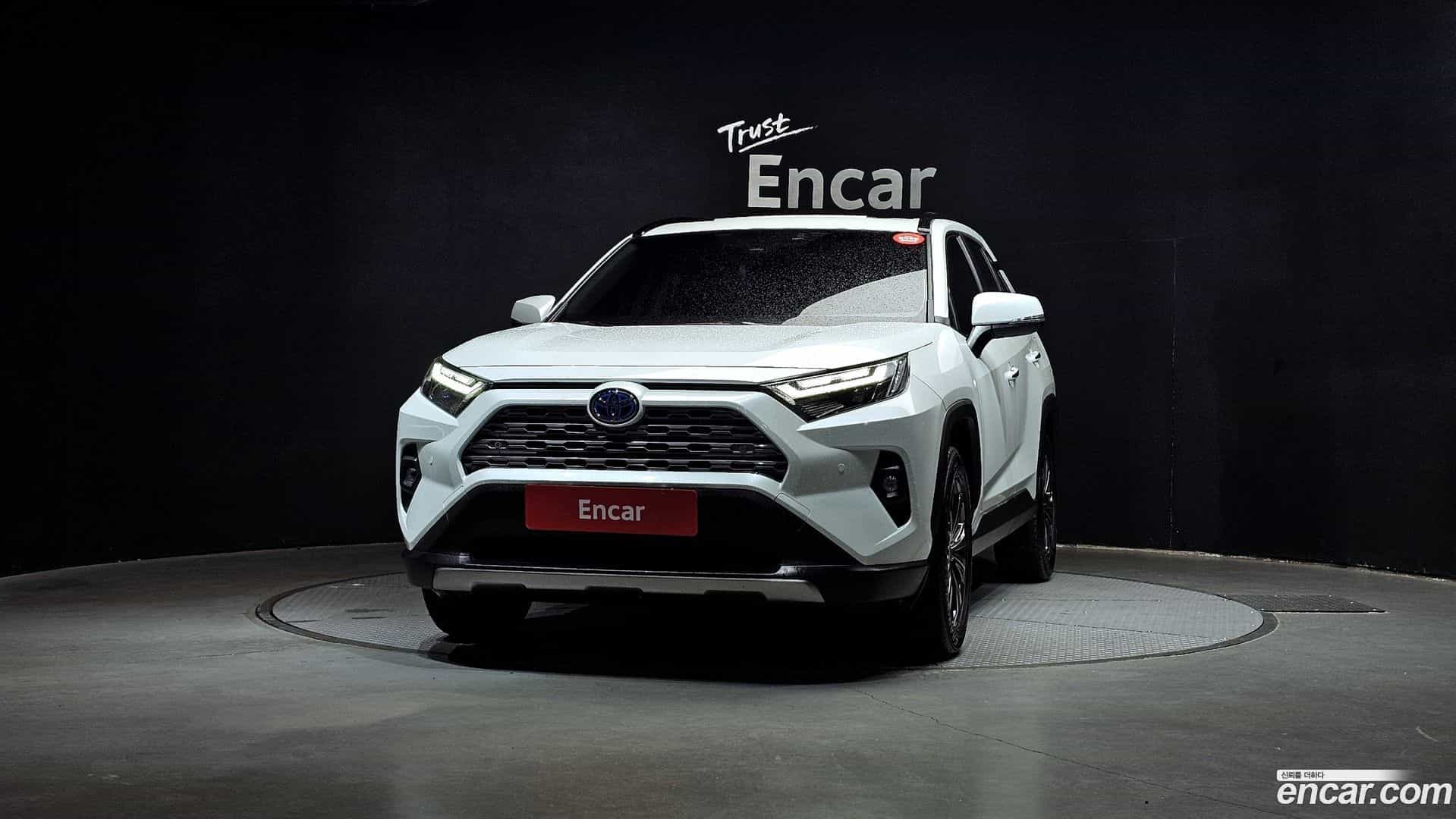 RAV4 Toyota 2023.11-OUTER-003