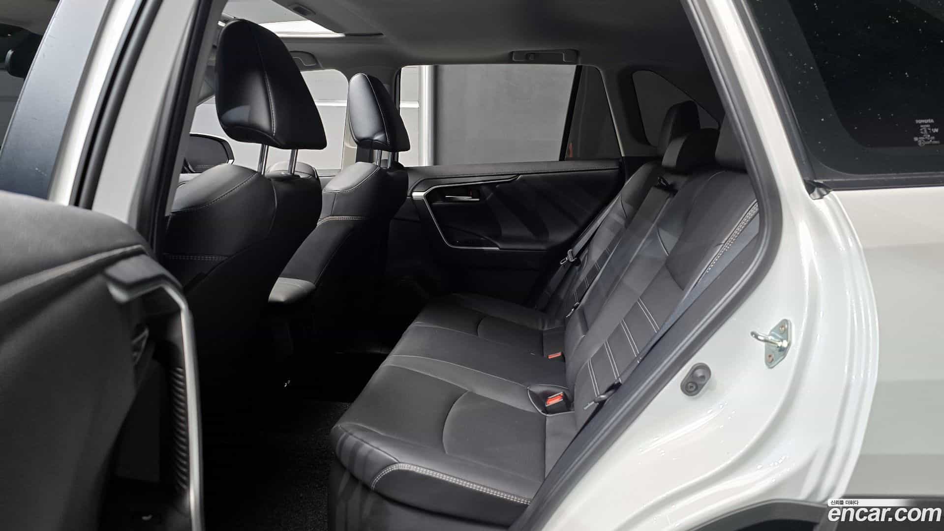 RAV4 Toyota 2023.11-OPTION-017