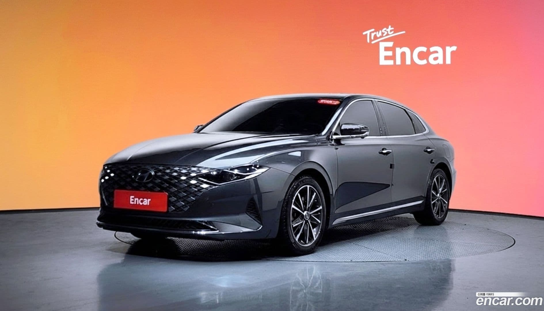 Main__Slider__Photo:Grandeur Hyundai 2022.7-0