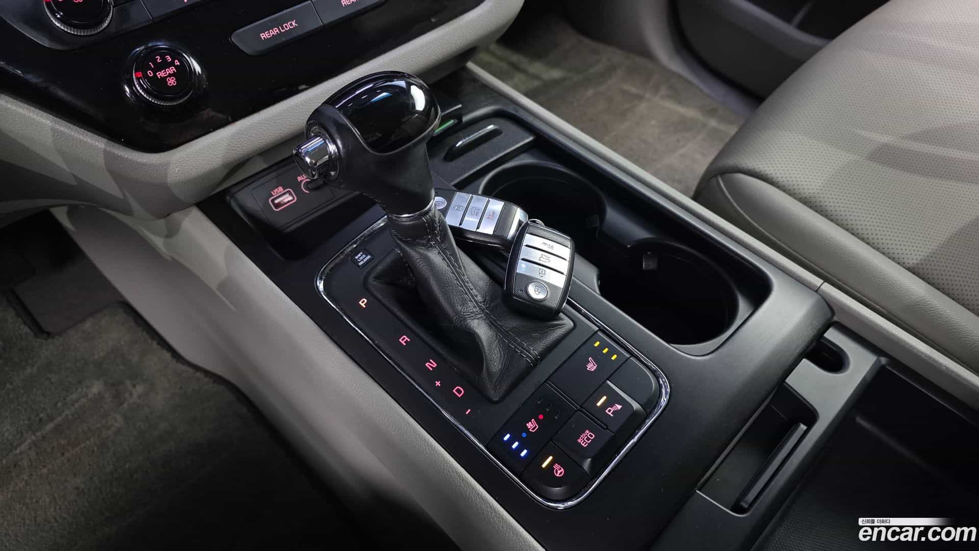 Canival Kia 2015.5-INNER-009