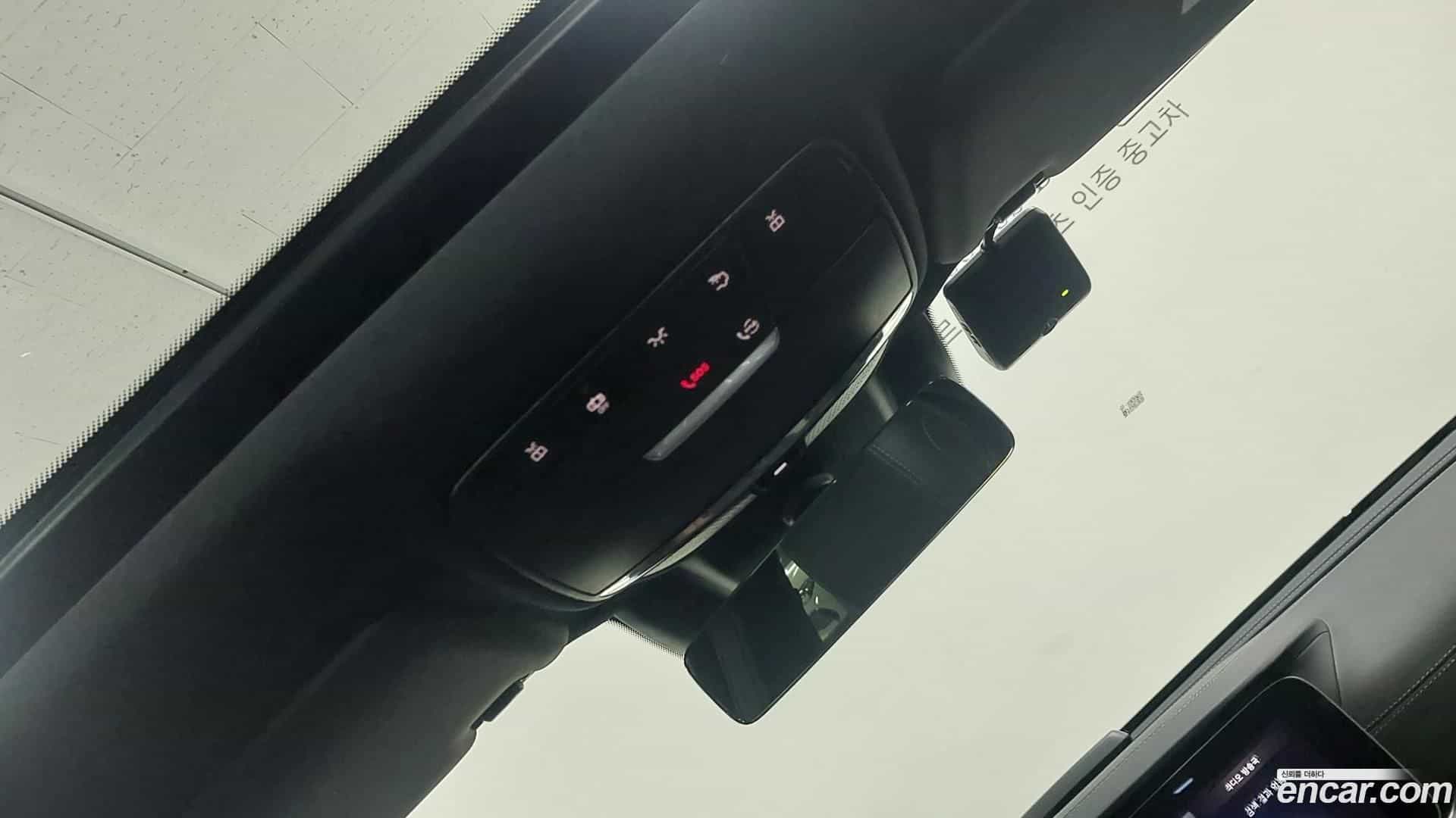 E-Class Mercedes-Benz 2022.10-OPTION-021