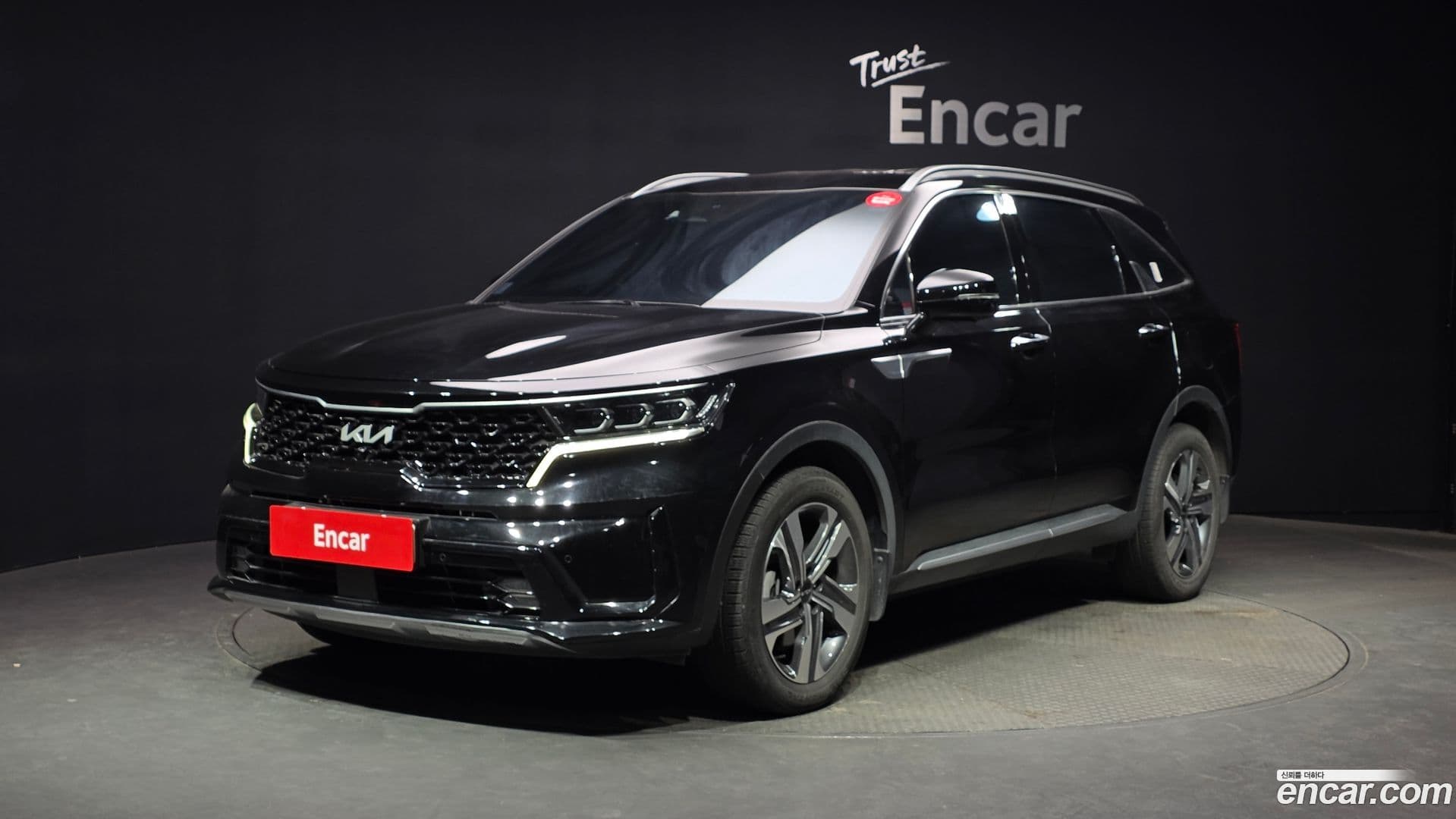 Main__Slider__Photo:Sorento Kia 2023.5-0