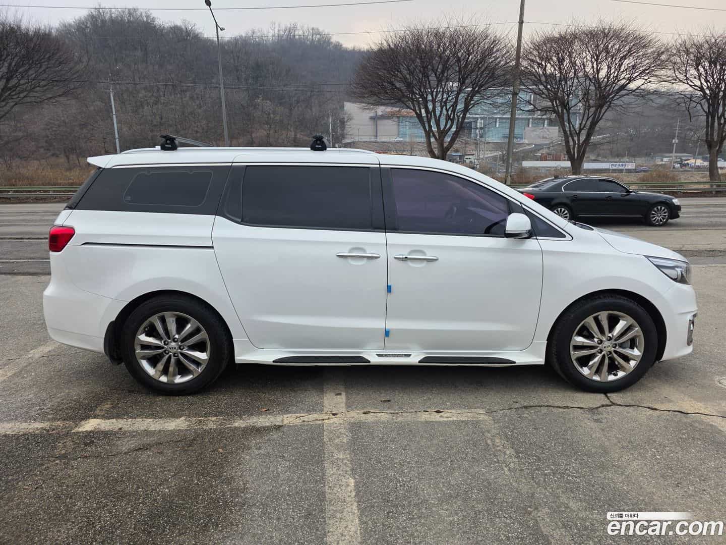 Canival Kia 2017.8-OUTER-004